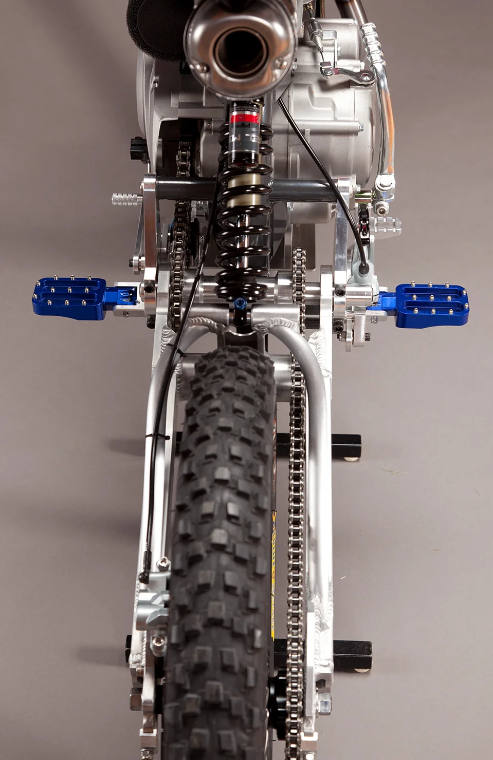 Pegs