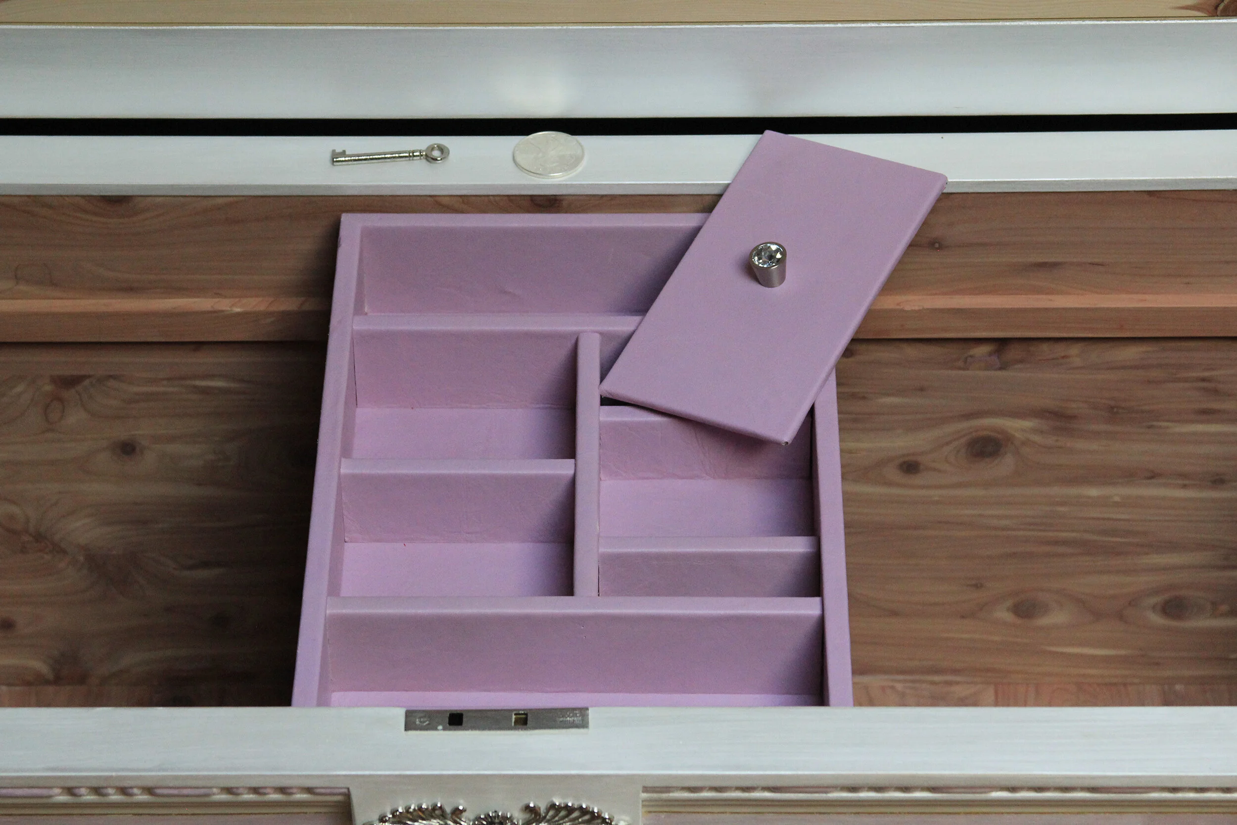 Anastasia Hope and Treasure Chest detail of jewelry box