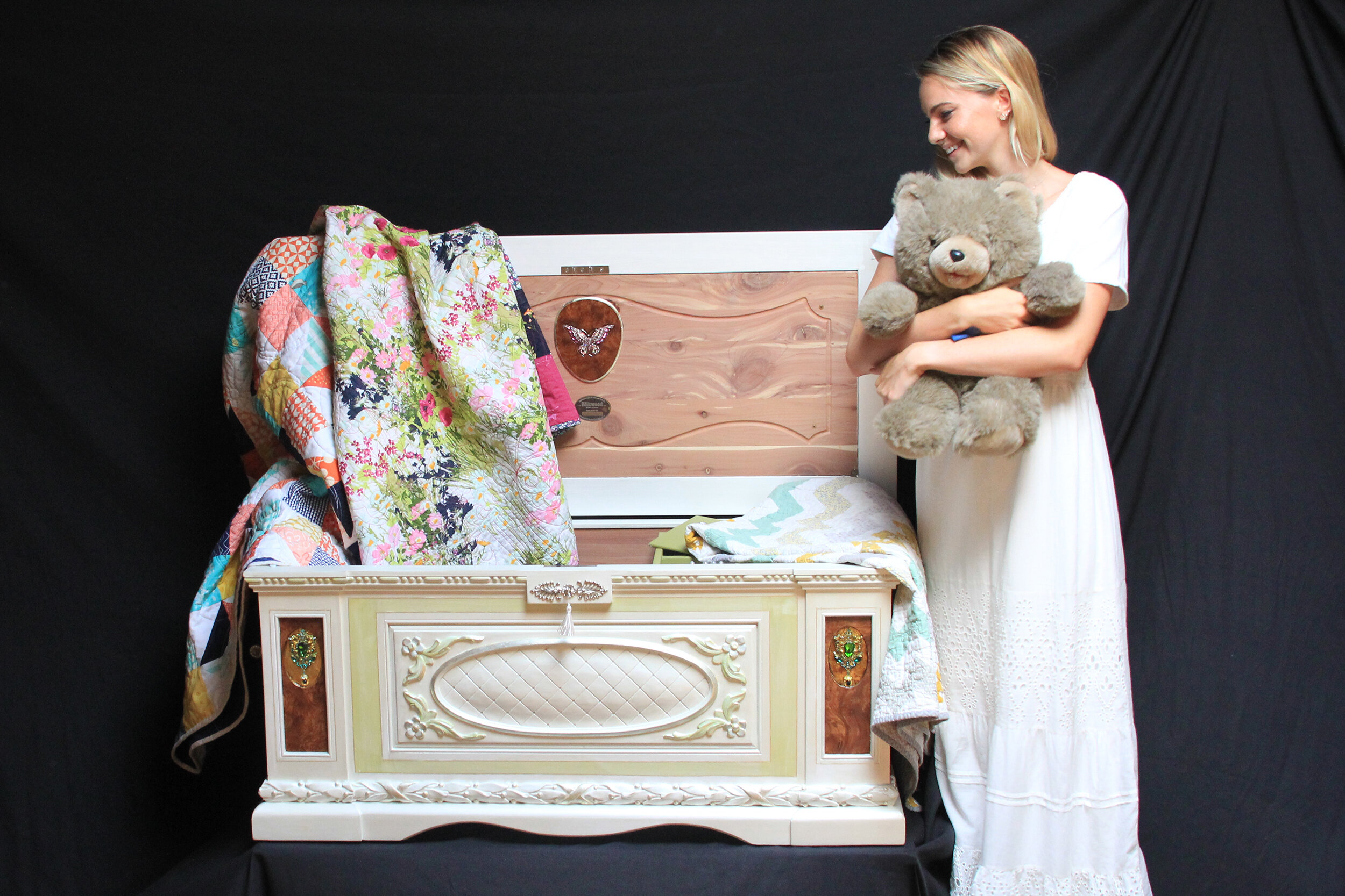 Lovely Laurel Hope and Treasure Chest