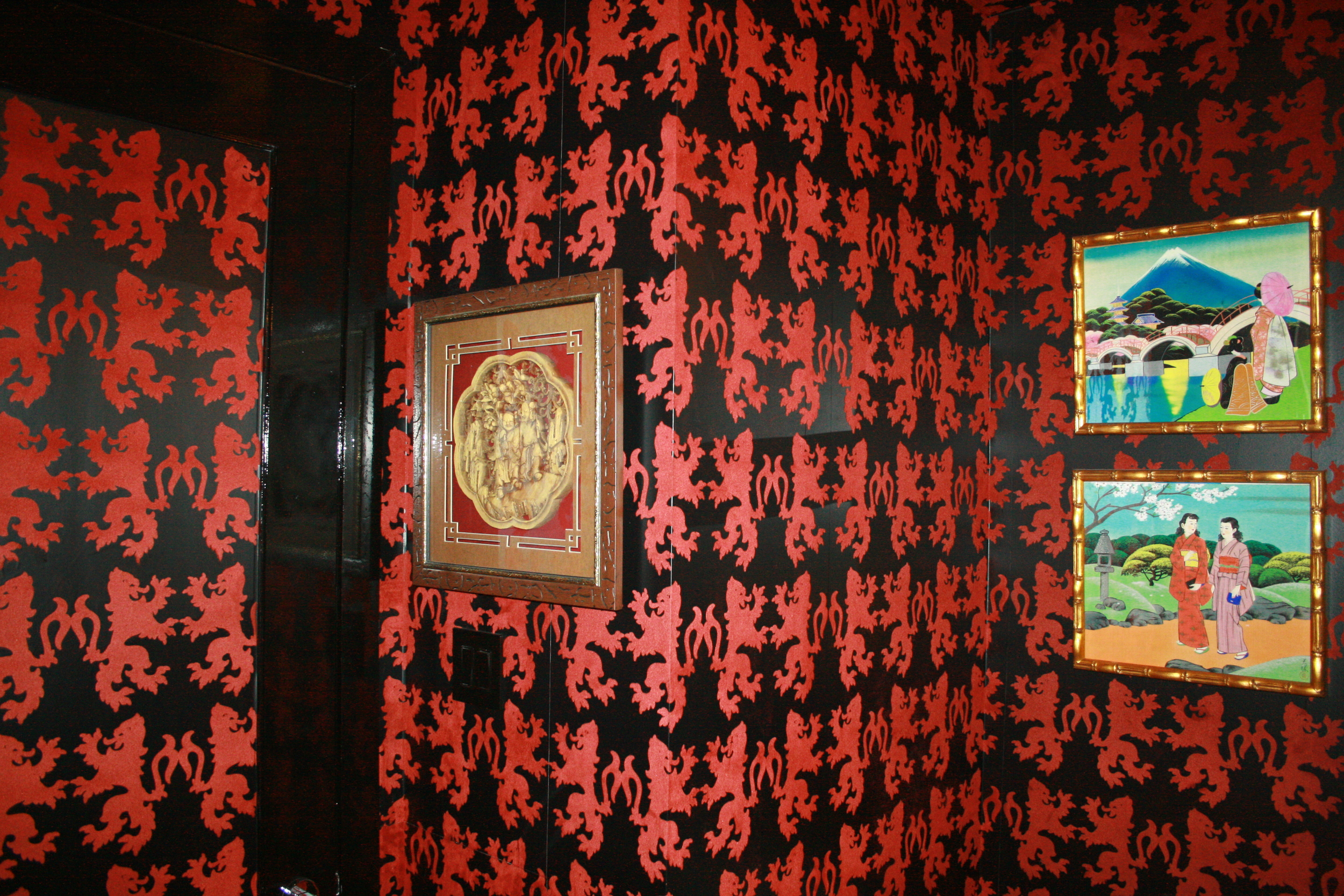 Wallpaper installation in powder room