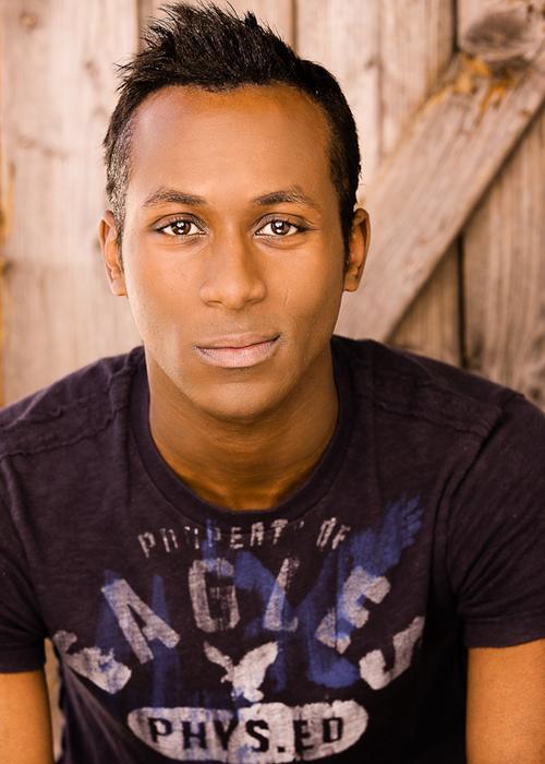Jemal Draco as an Alien Tourist