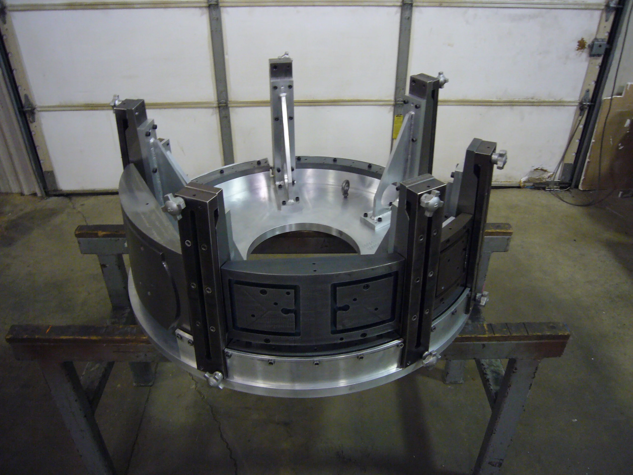 MACHINING FIXTURE