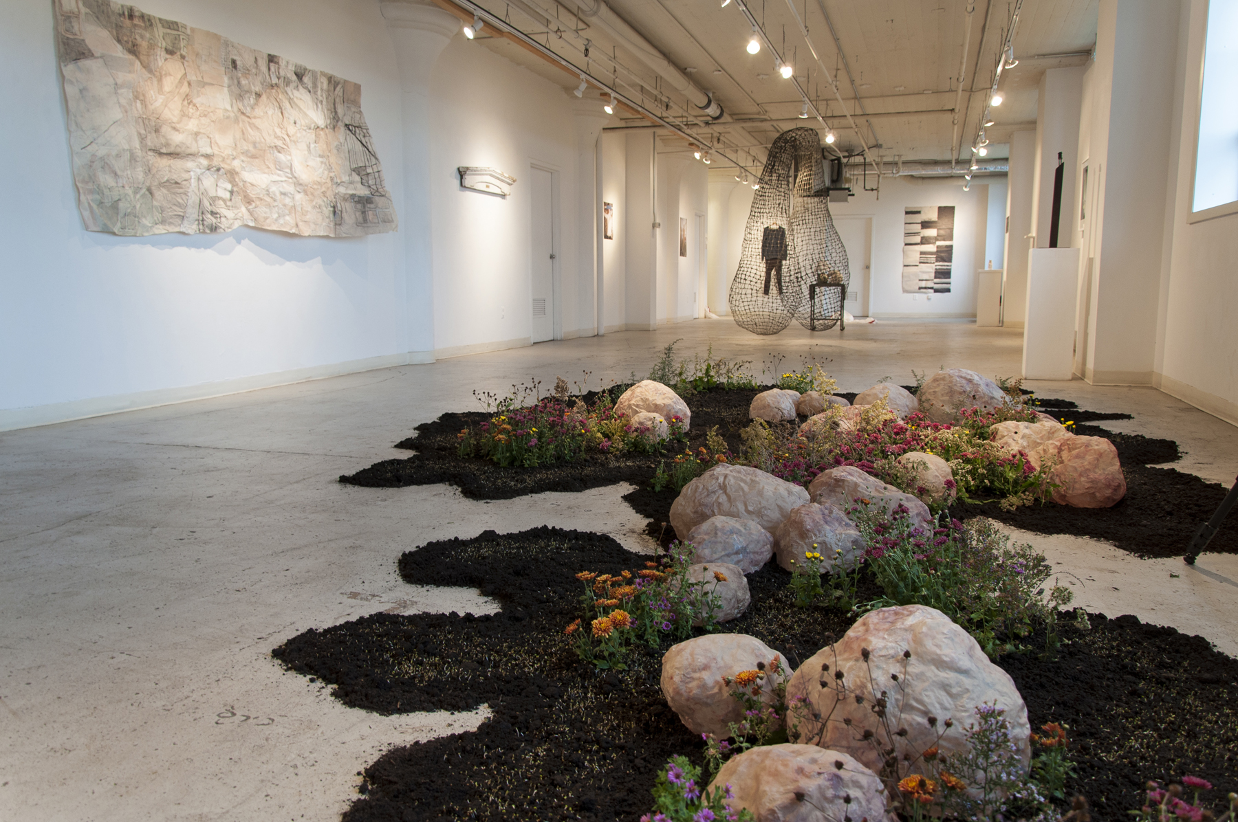 Yeonhee Cheong Growth and Decay 2016 Abaca, soil, alfalfa, chrysanthemum