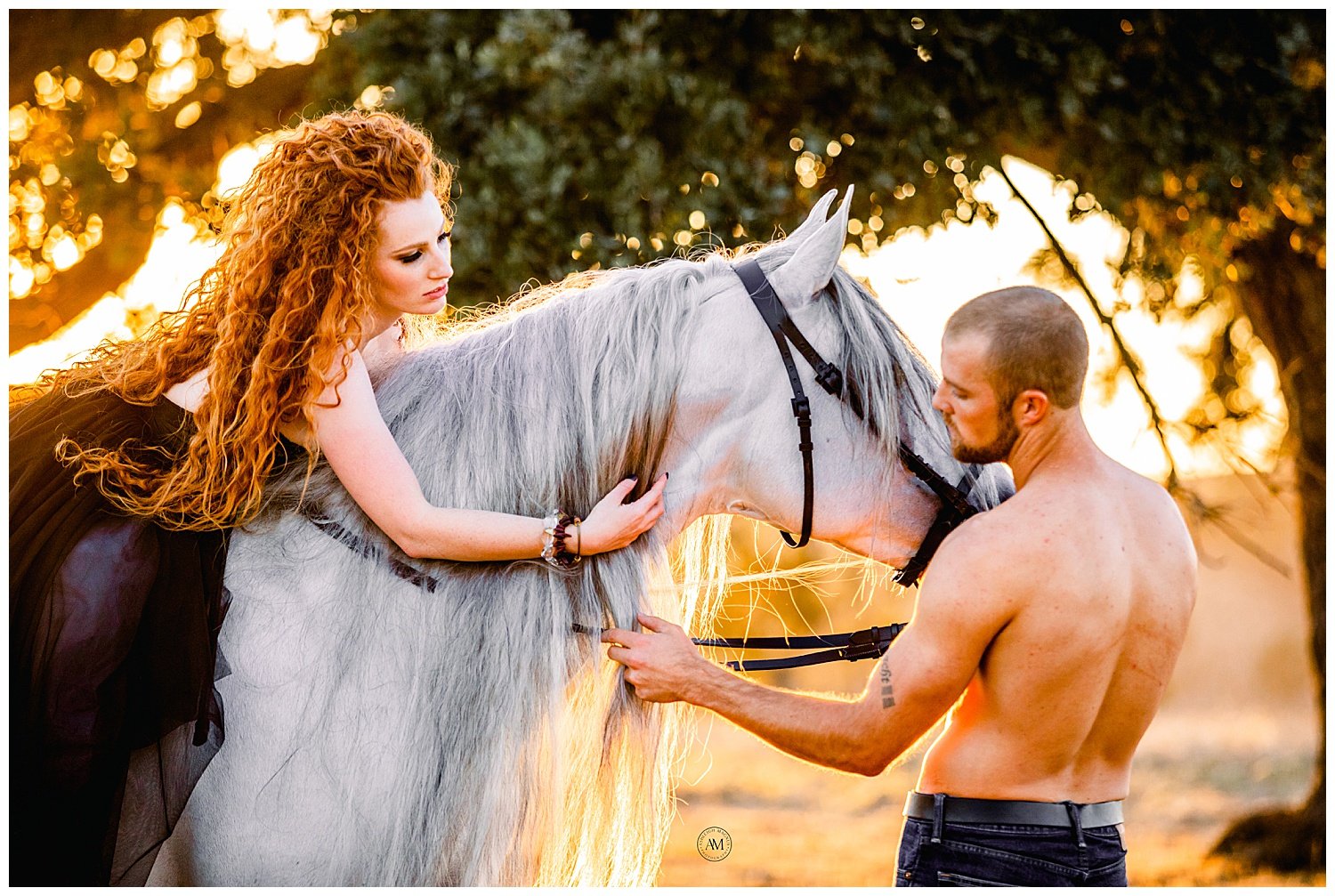 couples shoot with horse
