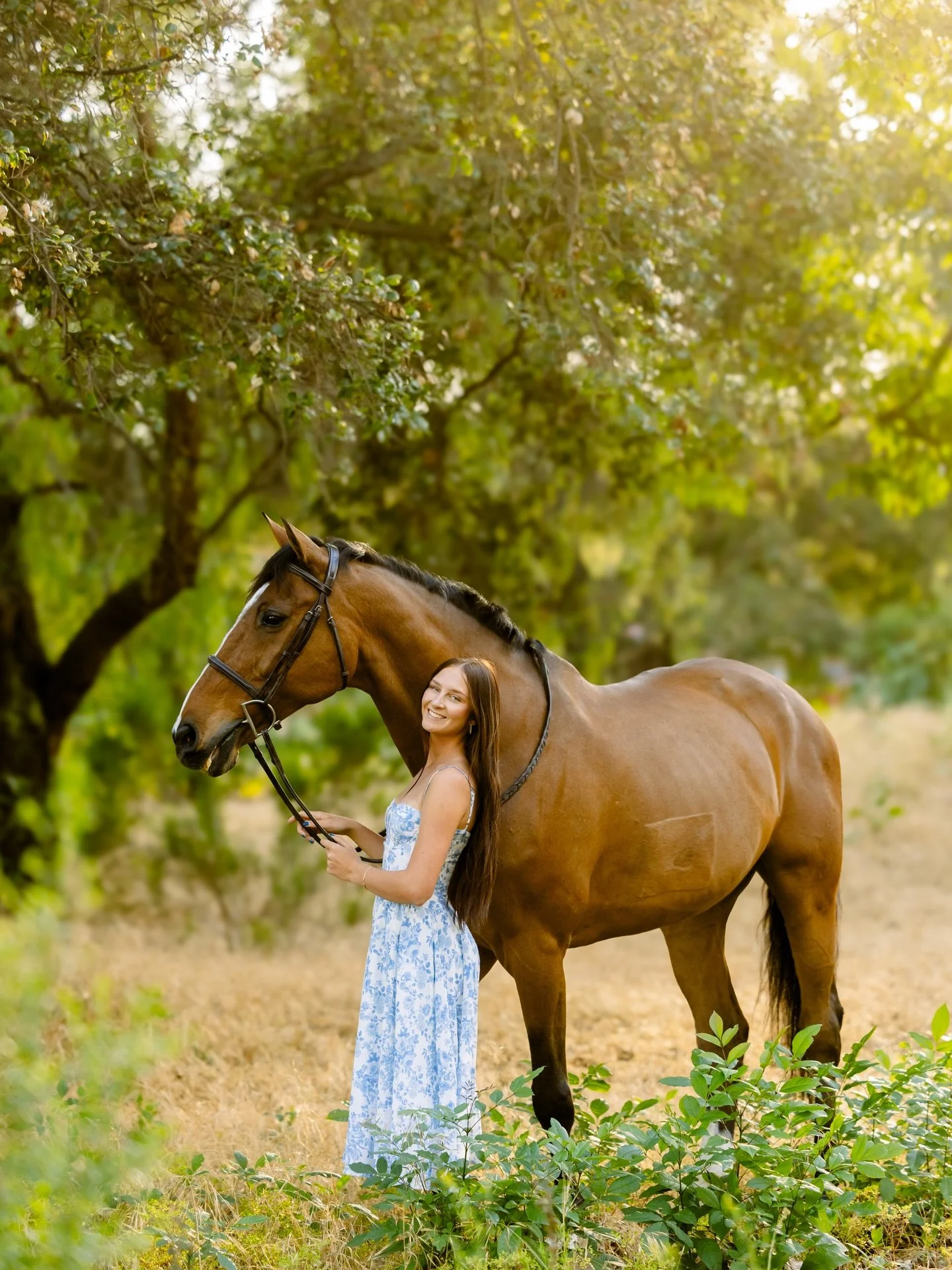 Savannah and Craftsman looking like they stepped out of a fairytale 😍

Thank you for trusting me to capture these sweet moments for you both! Had an absolute blast trying new things at a property I visit frequently. Take this as your sign to try new