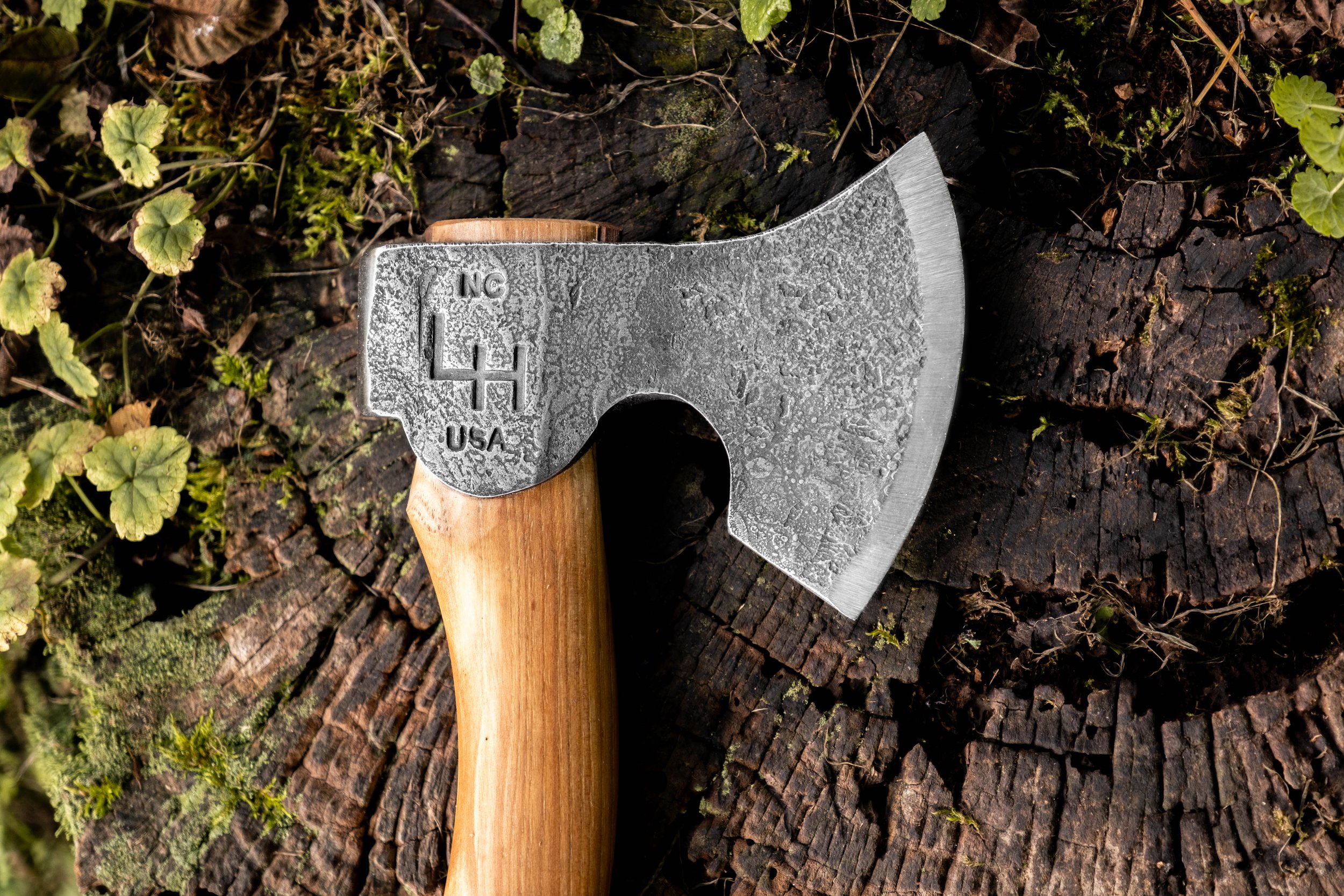 Carving Axe – Refiner's Forge