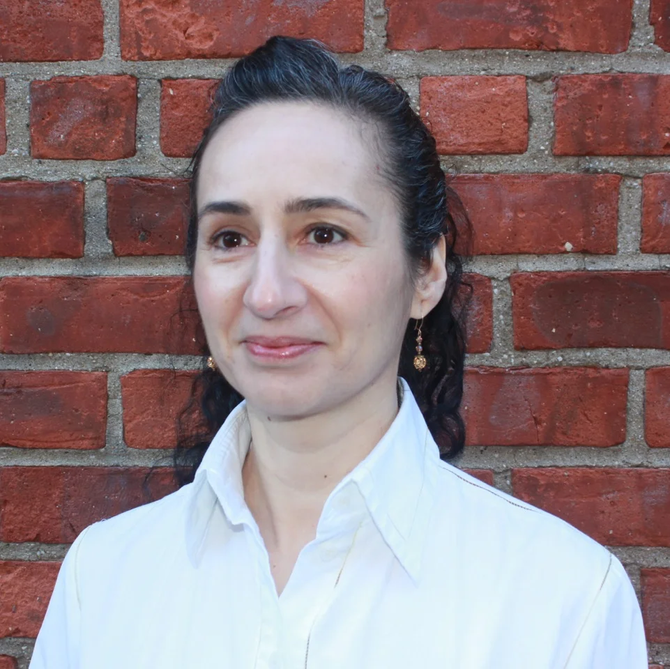 Talking Taiwan Episode About Hello Taiwan with Ysanne Spevack