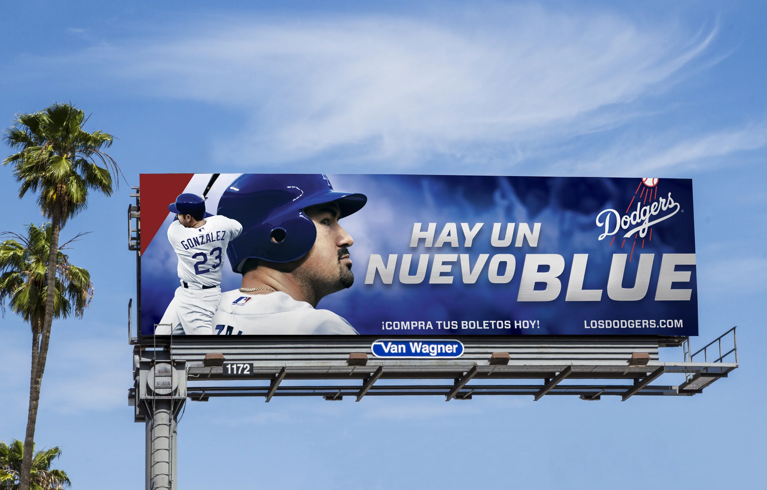 "Hay un Nuevo Blue" Billboard