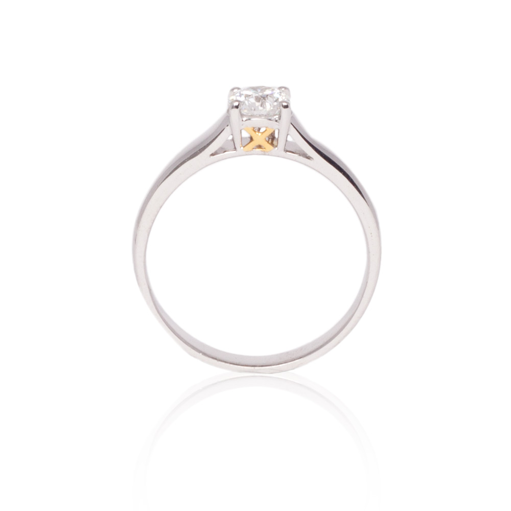 42-continental-jewels-manufacturers-ring-cjr000042-18k-white-gold-yellow-gold-vvs1-solitaire-diamond-customised-roman-numerals-ring.jpg