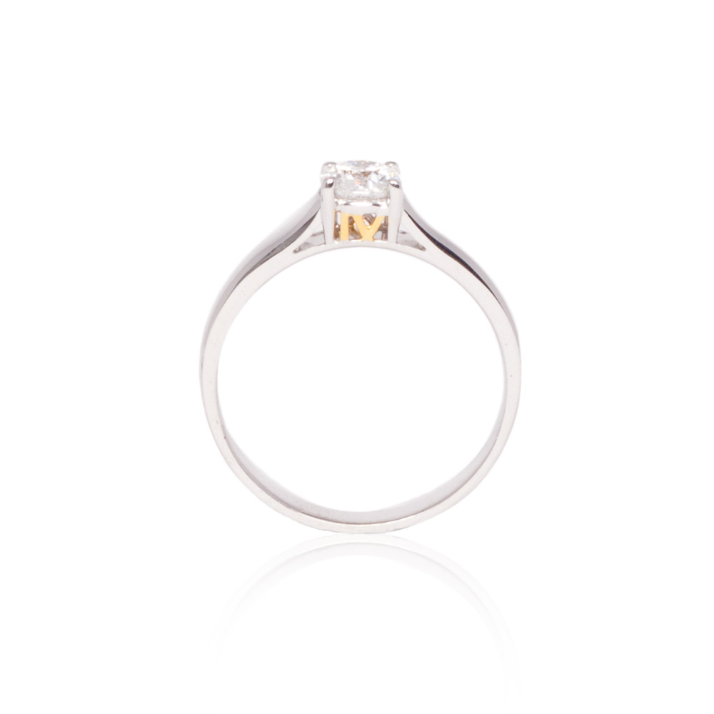 43-continental-jewels-manufacturers-ring-cjr000043-18k-white-gold-yellow-gold-vvs1-solitaire-diamond-customised-roman-numerals-ring.jpg