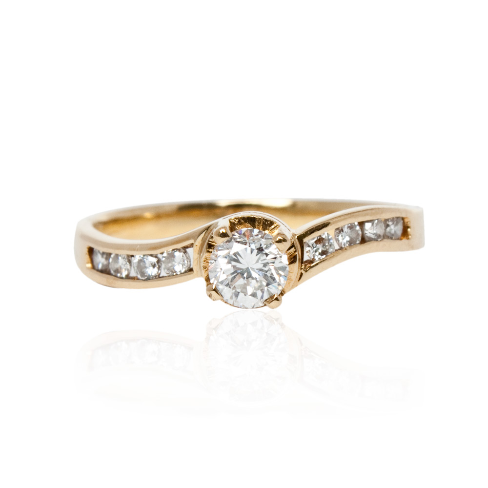 85-continental-jewels-manufacturers-ring-cjr000085-18k-yellow-gold-vvs1-solitaire-diamonds-customised-wave-ring.jpg