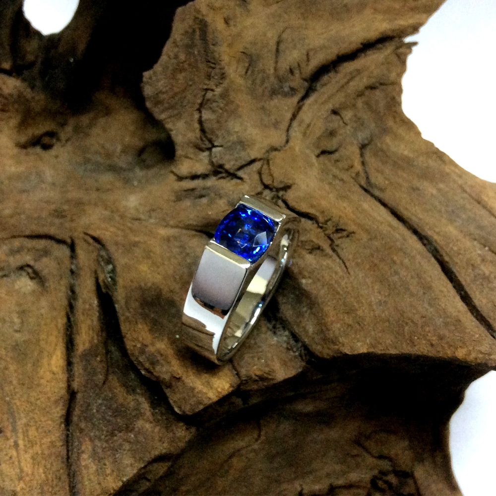 163-continental-jewels-manufacturers-ring-cjr000163-18k-white-gold-blue-sapphire-customised-ring.jpg