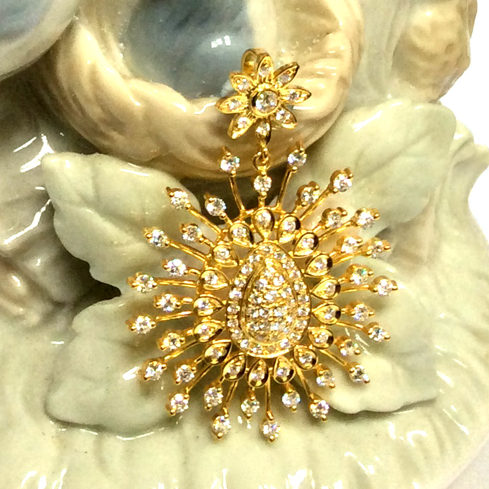 154-continental-jewels-manufacturers-pendant-cjp000154-18k-yellow-gold-vvs1-diamonds-customised-flower-pendant.jpg