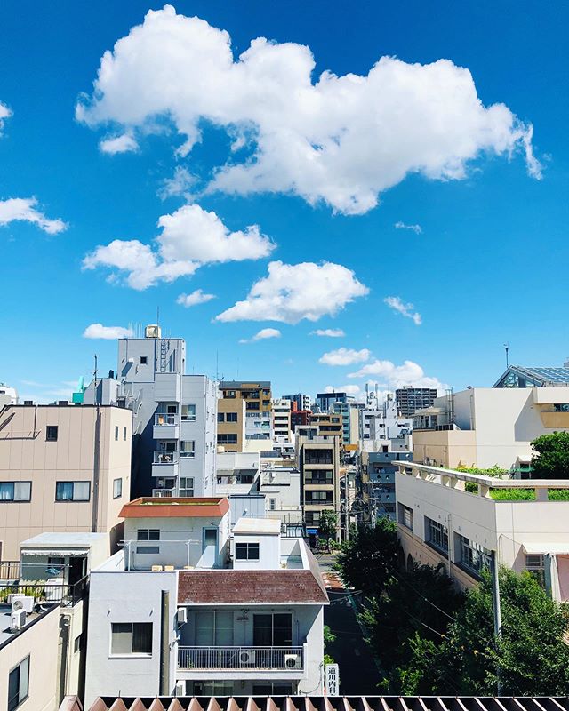 Nothing more to expect!

#sunnyday #bluesky #city #cityview #sunnyvibes #beforetyphoon