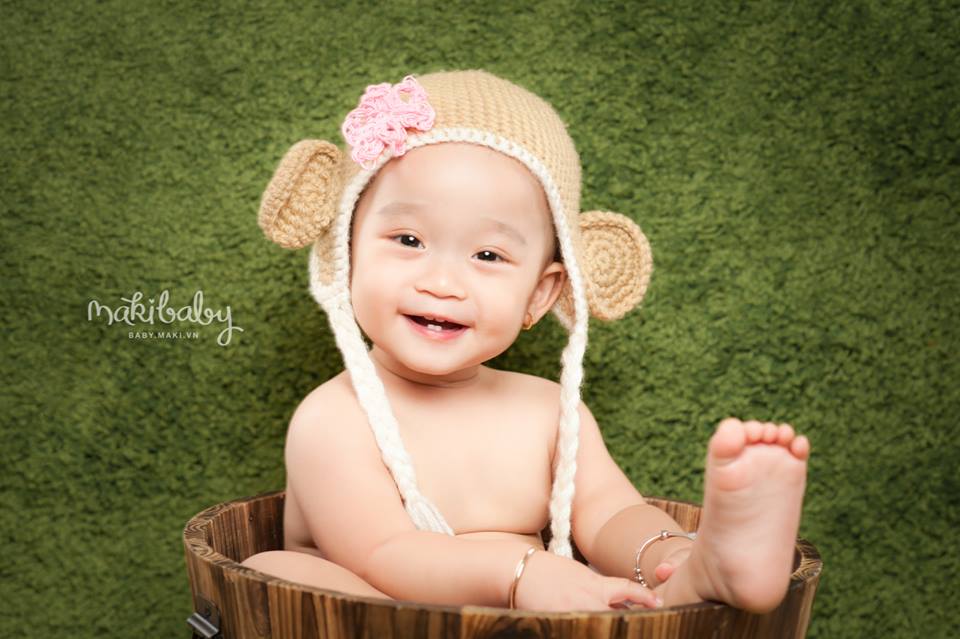 Chụp ảnh cho bé yêu. Ảnh: MAKI Baby
