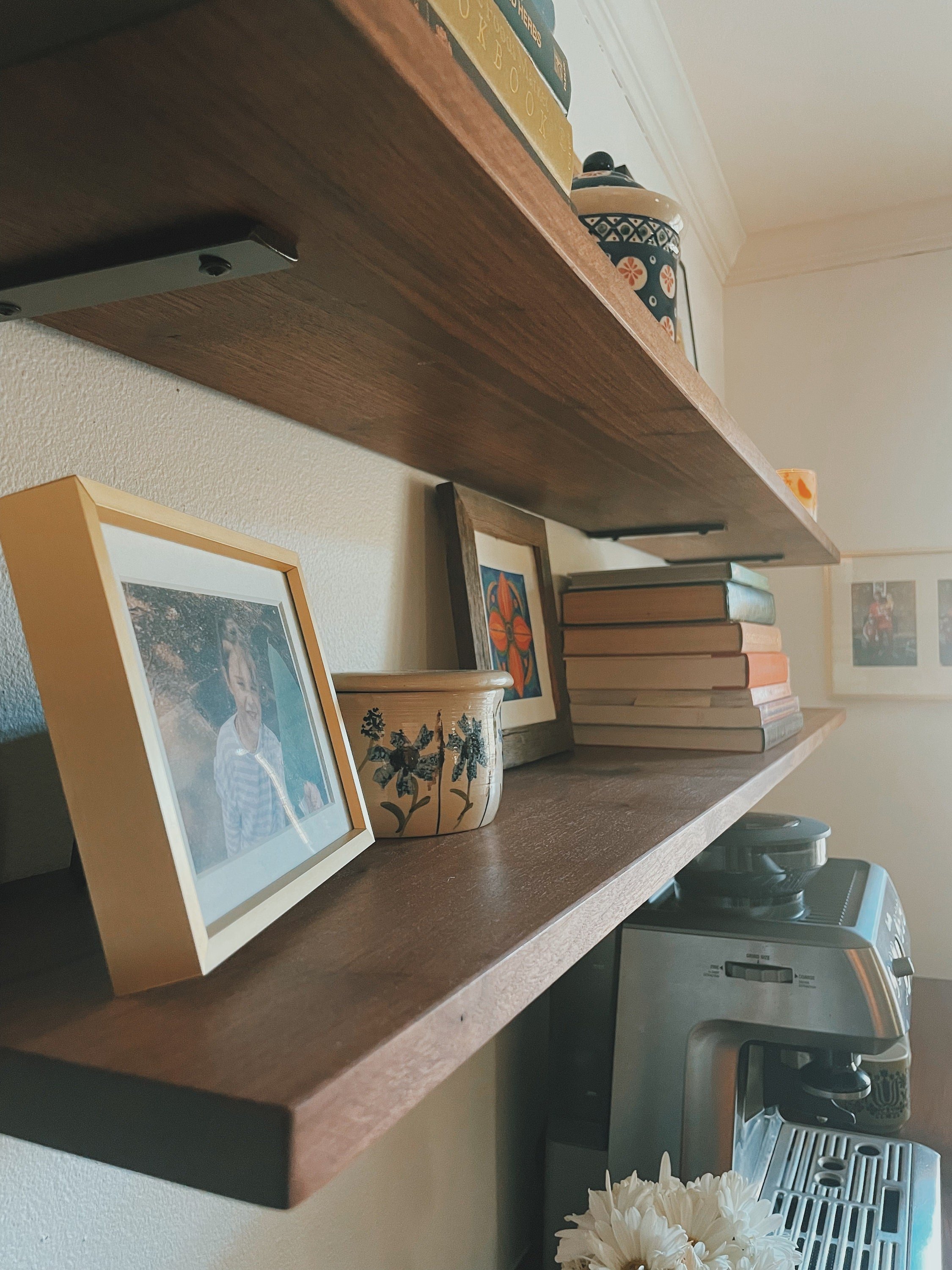 Wood Shelf in Solid Walnut or Maple, Hardwood Kitchen Shelves, Long Shelves for Storage, Long Kitchen Shelves Exposed Brackets