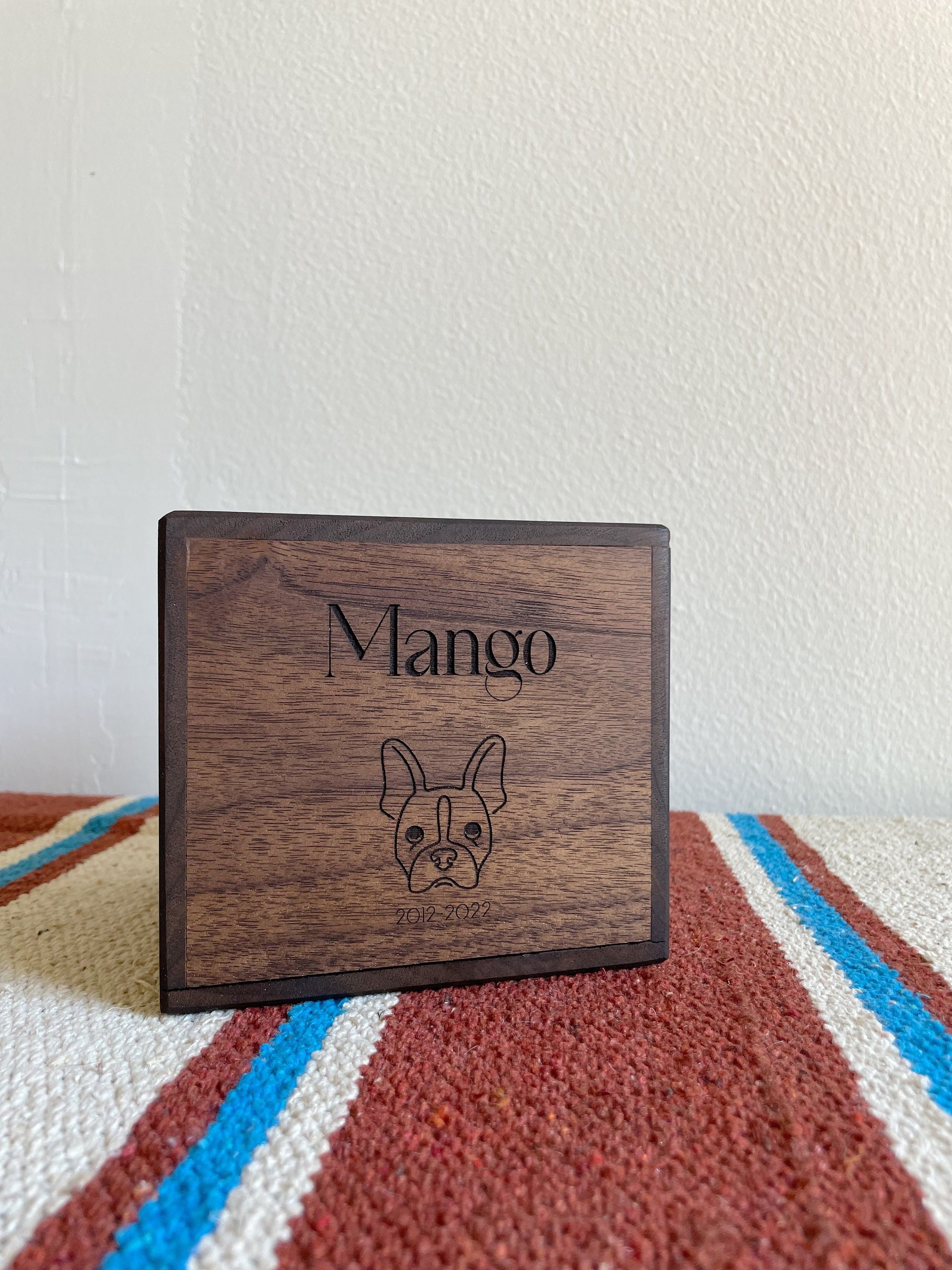 Personalized Dog Breed Cremation Urn, Walnut Wood Engraved Pet Urn For Ashes, Pet Urn Keepsake Box, Wood Box for Ashes, Dog and Cat Memorial