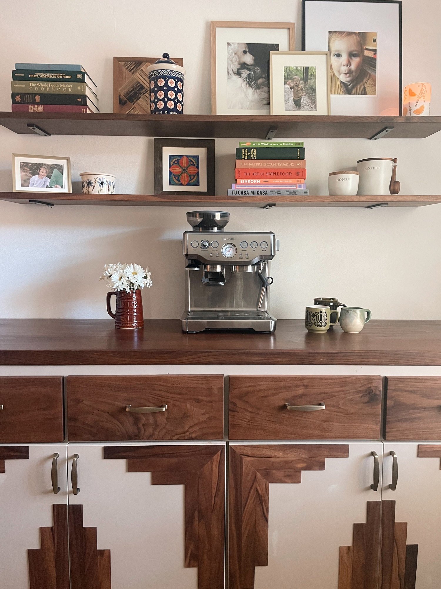 Shelves With Wood Brackets: Stylish Storage Solutions Made Easy