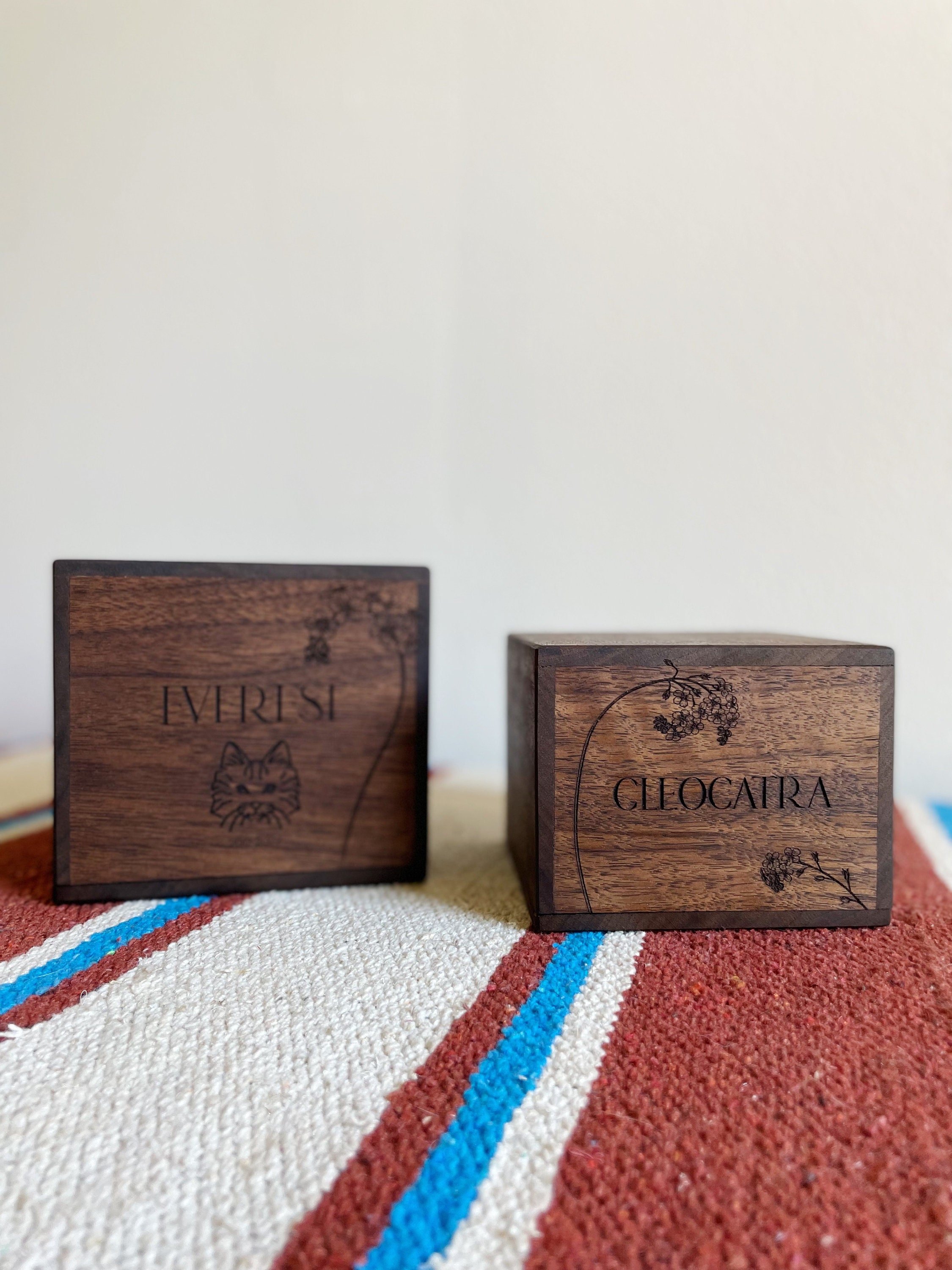 https://i.etsystatic.com/6598191/r/il/05aaed/4181534473/il_fullxfull.4181534473_hqz3.jpg