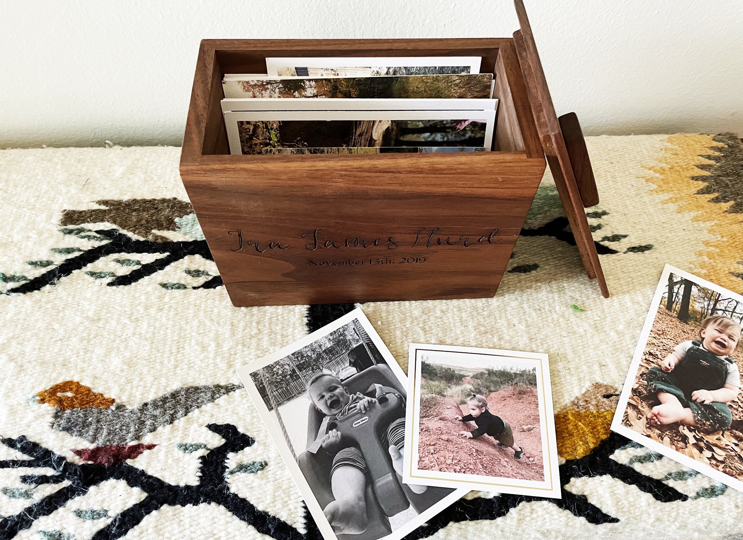 https://www.etsy.com/img/6598191/r/il/f26311/4028903314/il_fullxfull.4028903314_liws.jpg