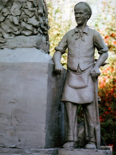 Clay model for an over life size sculpture for West Green House, Berkshire