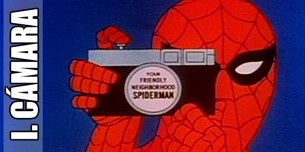 Hasta el Sorprendente Hombre Araña sabe el valor de una buena cámara...