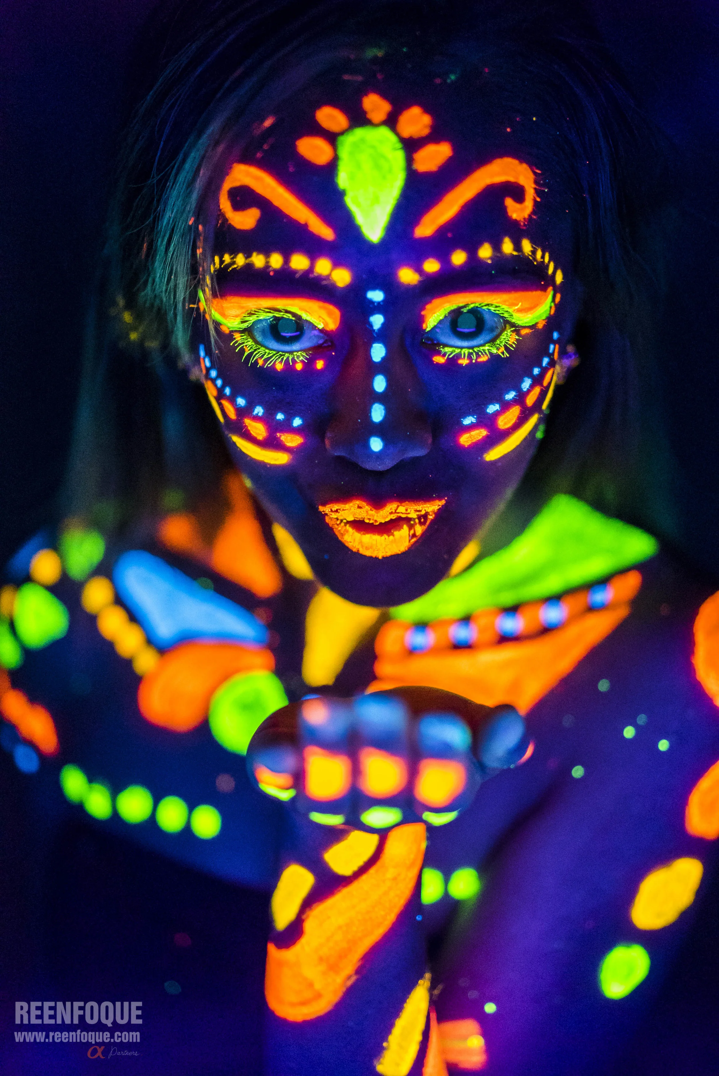 Holi Neon