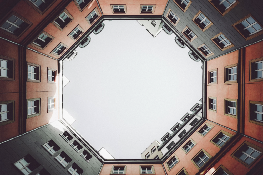 Somewhere between the streets ... by Simon Alexander on 500px.com