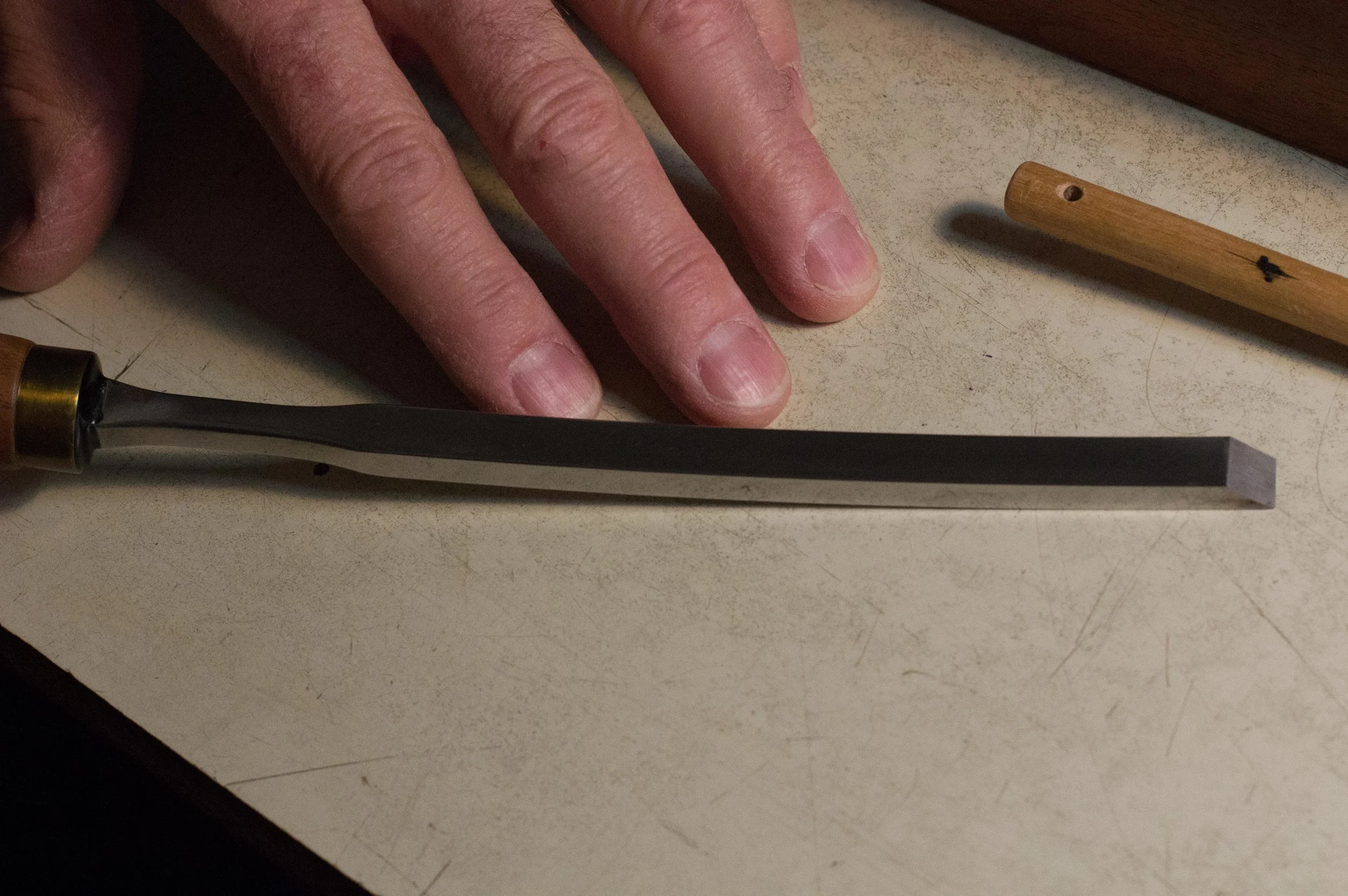 Curved chisels