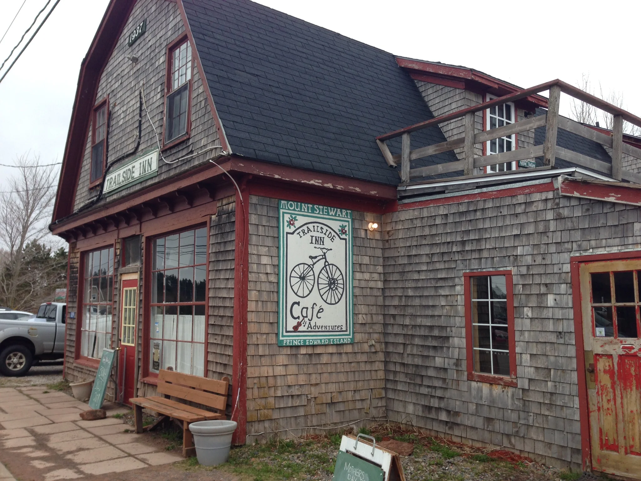 The Trailside Inn... For all your Mother's Day Brunch Bluegrass/Gospel needs
