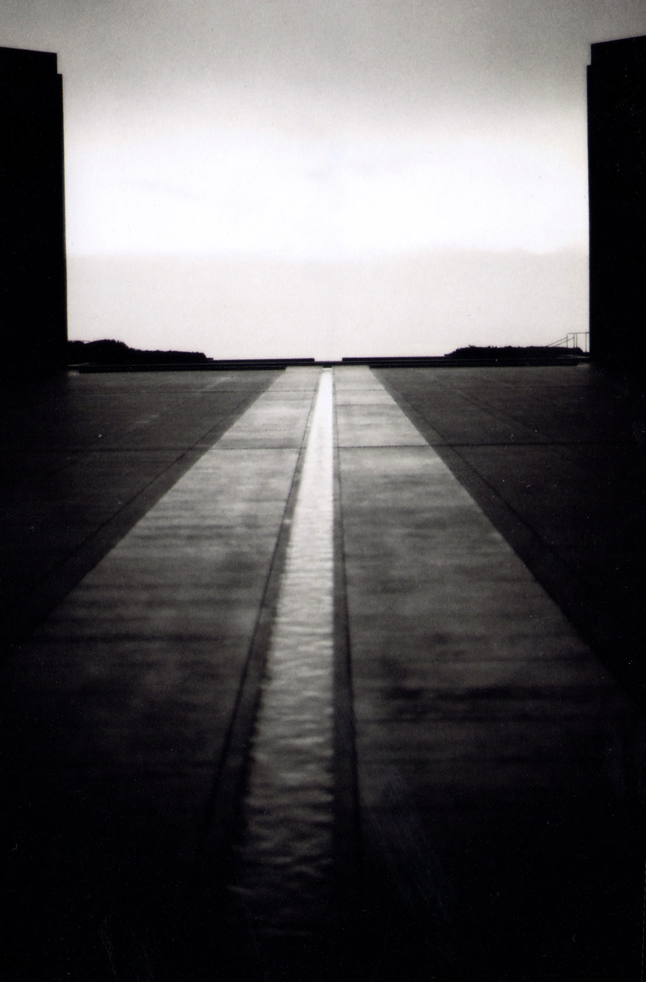 img037.jpg