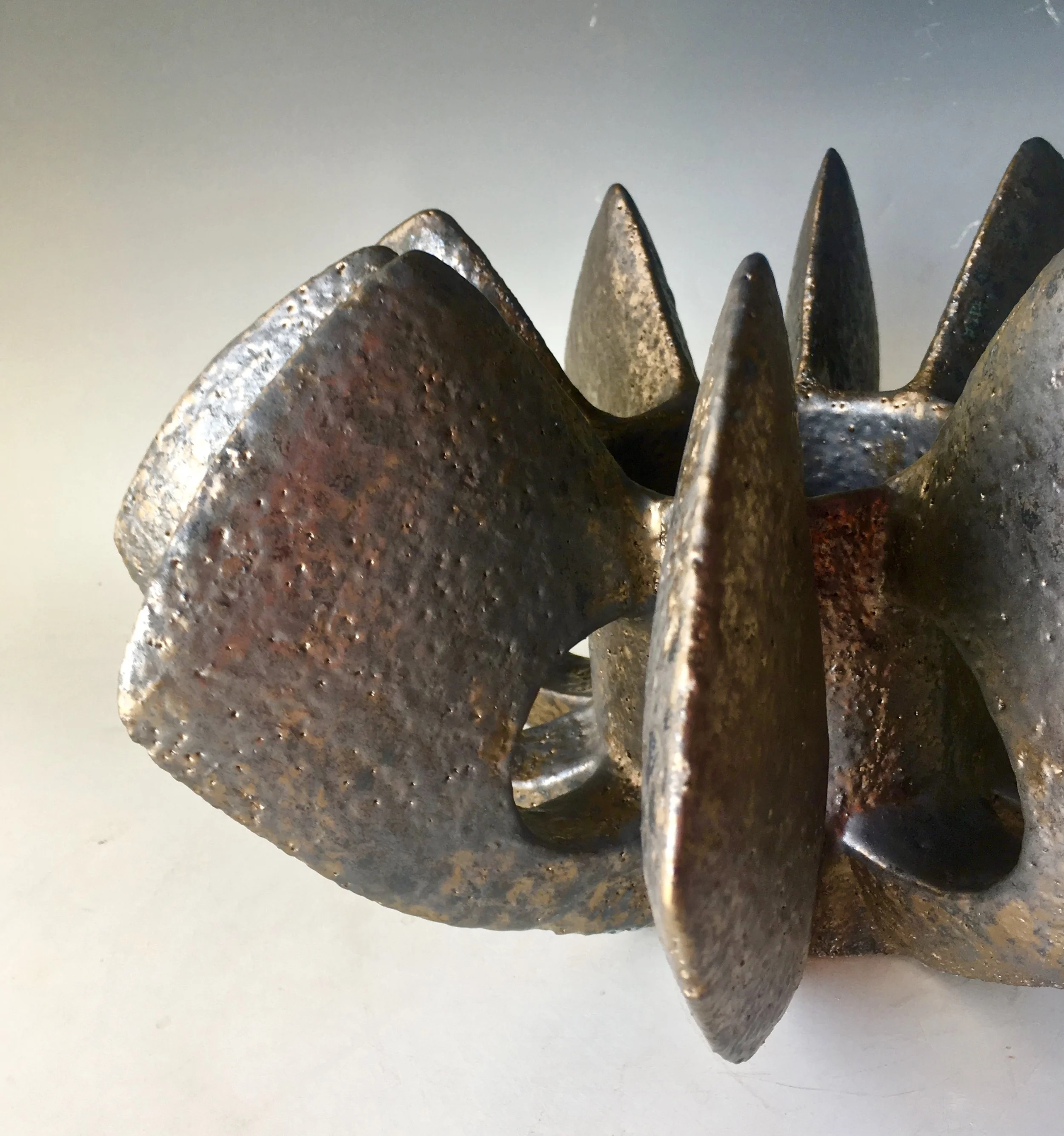 'Crown 2"
