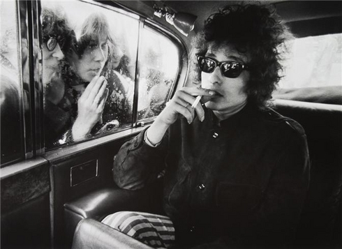 bob-dylan-smoking-a-cig.jpg