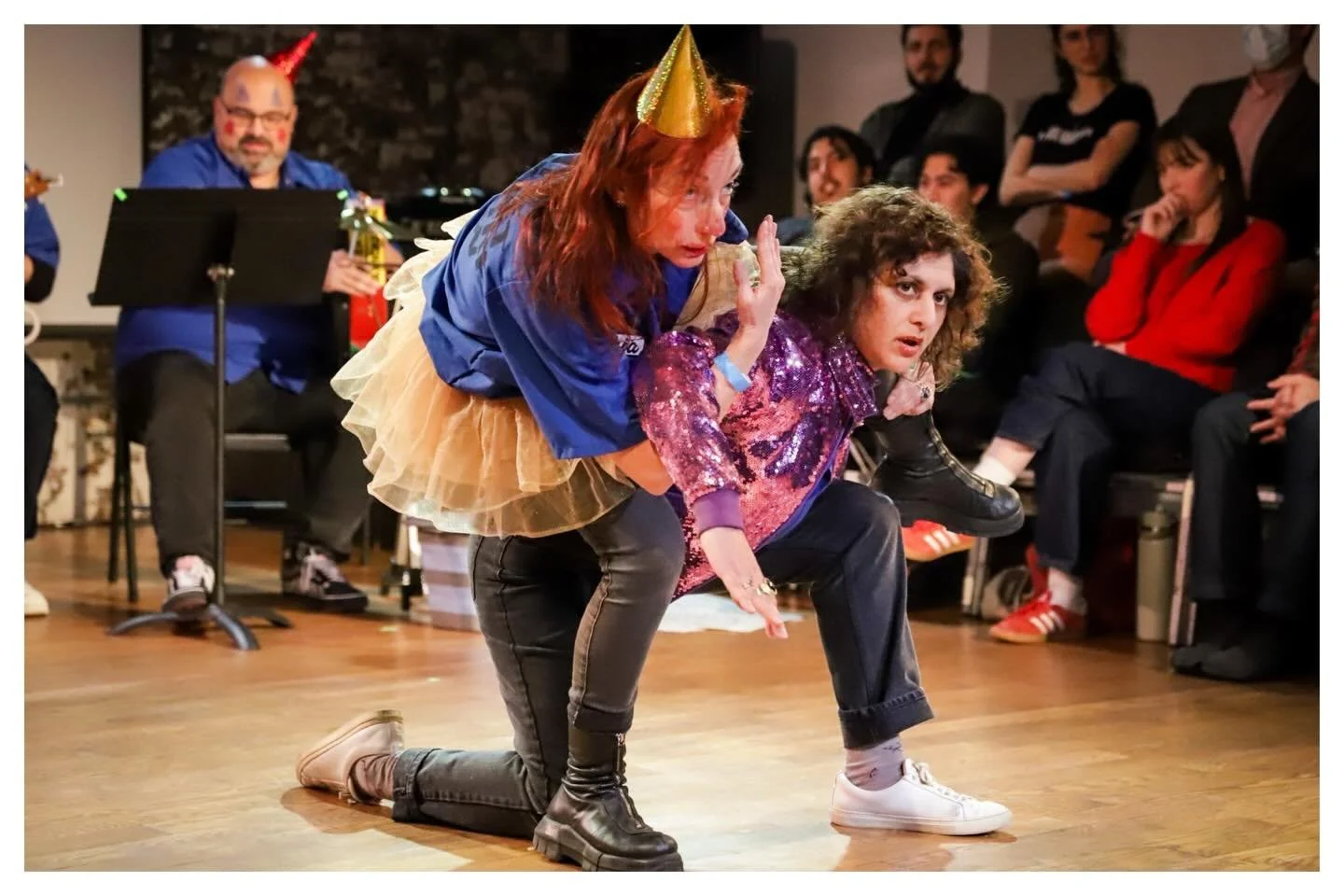 &ldquo;For the People! For the Streets!&rdquo; Performance and behind the scenes shots from @radevolution &lsquo;s Street Theatre Crew&rsquo;s performance at yesterday&rsquo;s @theaterworkersforaceasefire Solidarity Fest. What a fantastic event! Bein