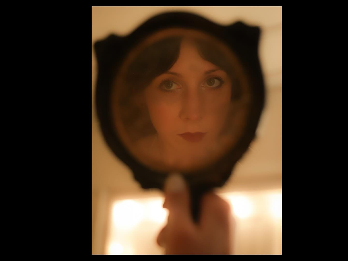 Photography and/as spellwork with the brilliant and gorgeous @ghostinglass . The second in a series about urban witches. The energy in the room was unmatched and I walked away with some exciting creative ideas for 2026. Can&rsquo;t wait for more coll