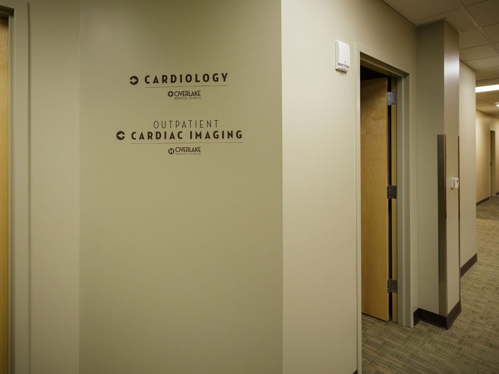 Overlake Medical Clinics wayfinding wall graphics