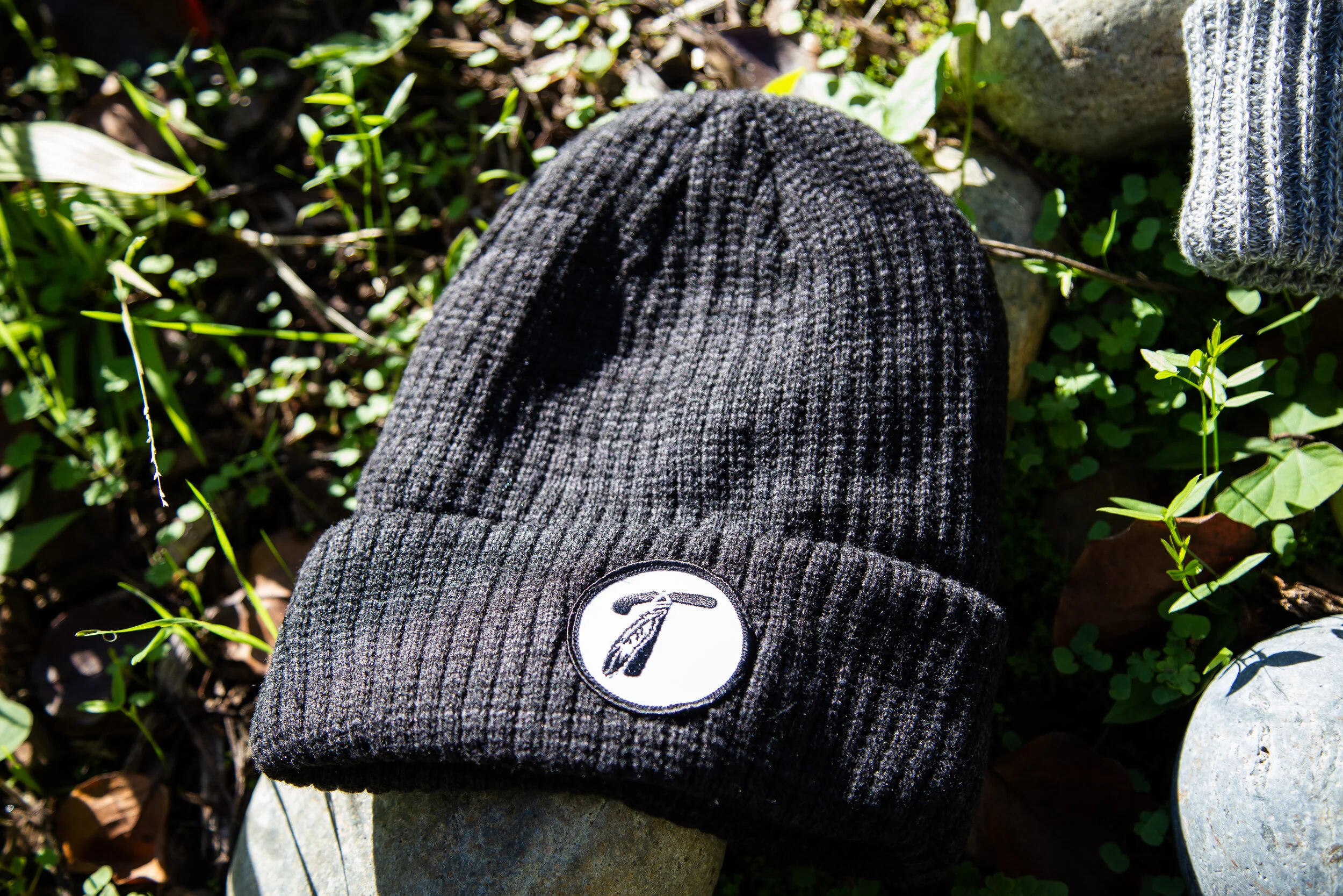blackheatherbeanie.jpg