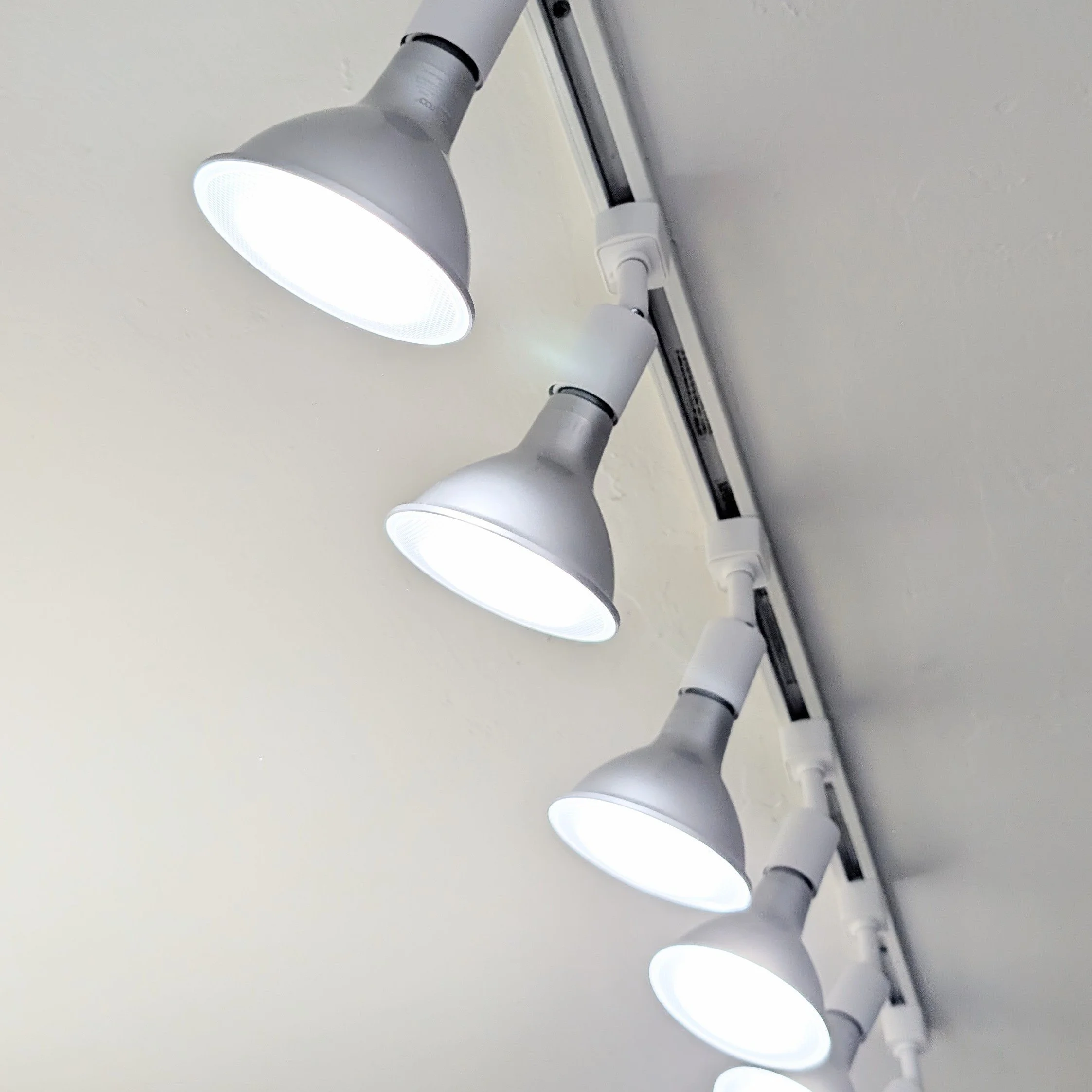 Florafelt Grow Light Kit sq.jpg