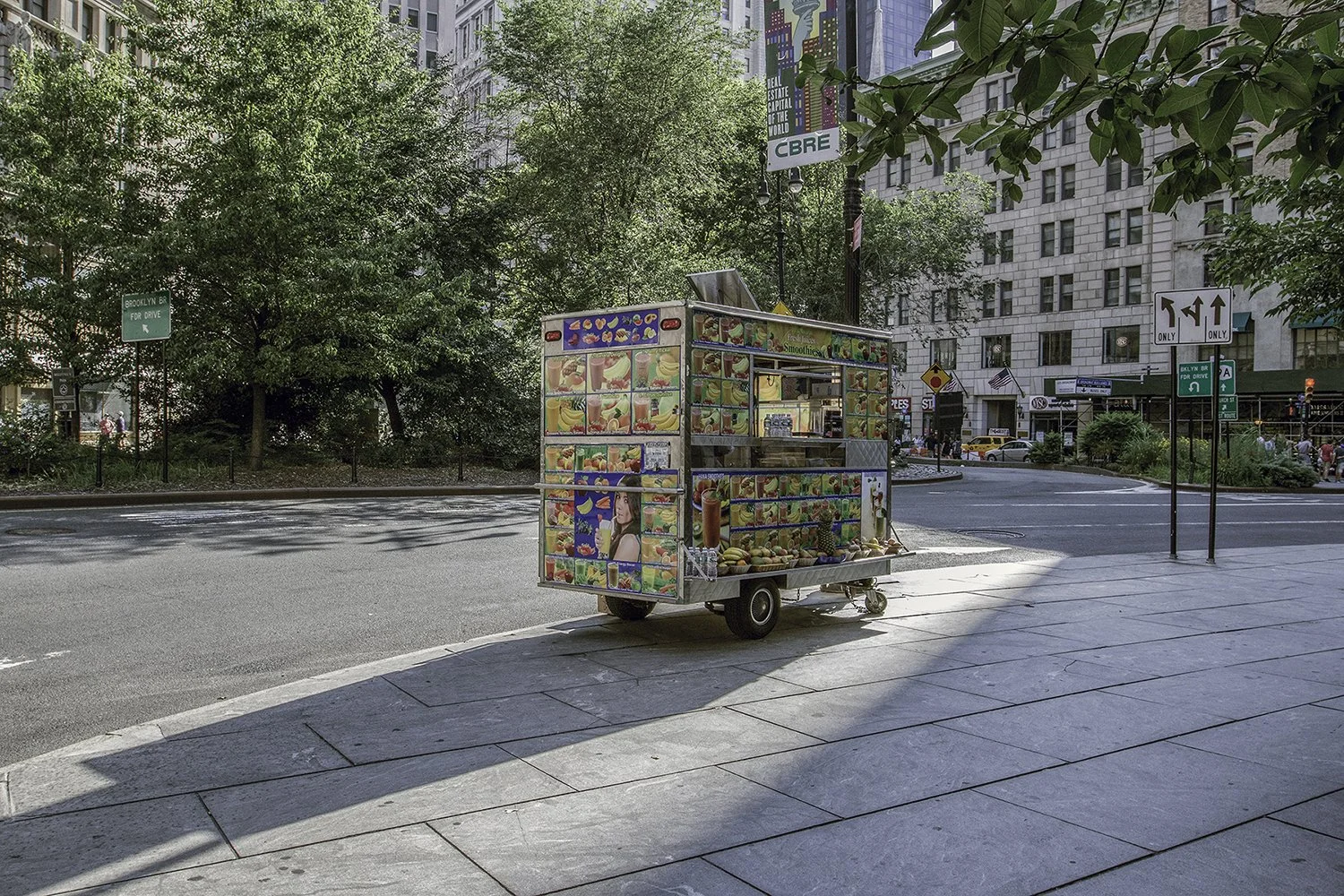 The loneliness of the smoothies cart 