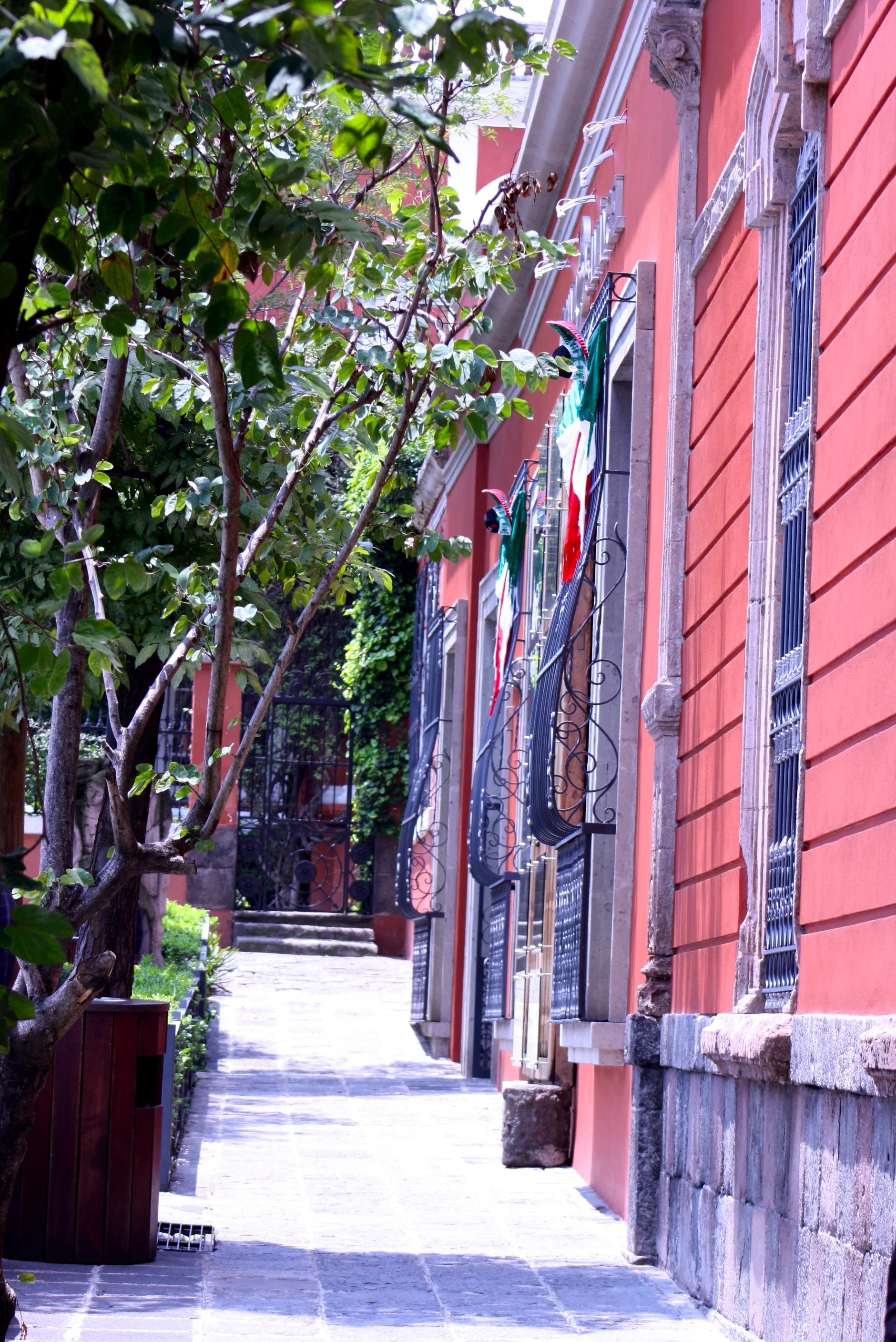 Amargura Street - Photo by Yo Mariana