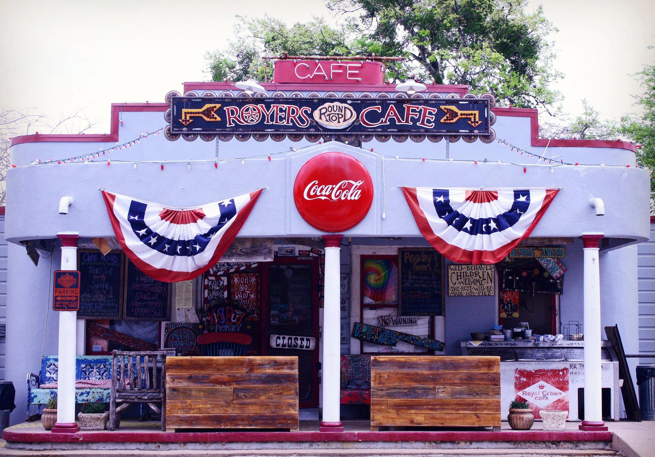 What everybody needs to know about Round Top, Texas