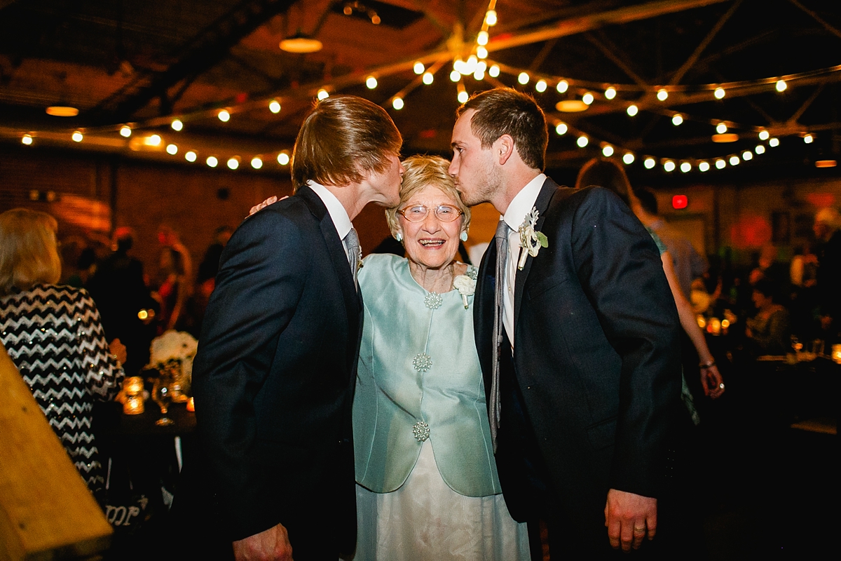 Knoxville Wedding Photographer_1128.jpg