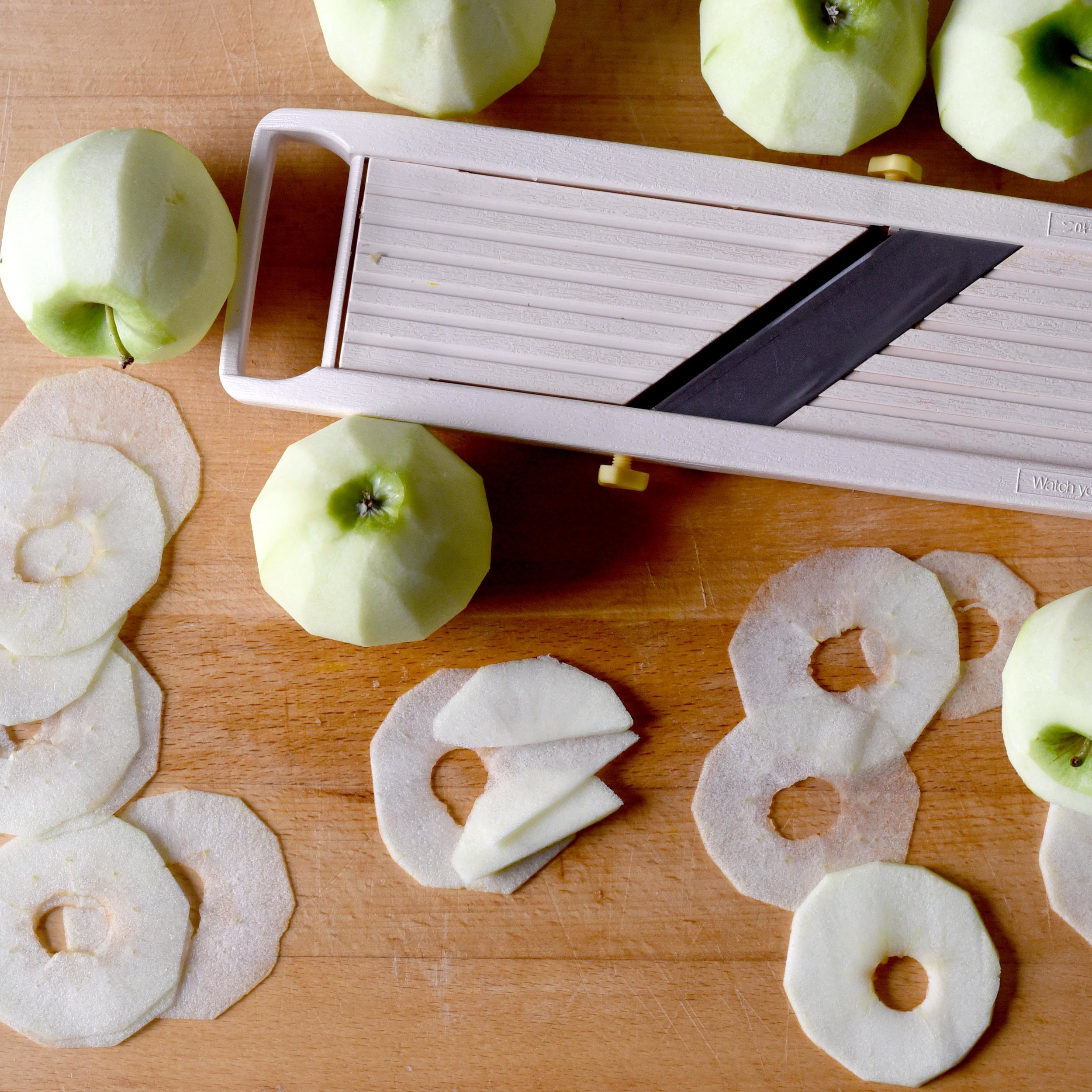 ApplesMandolin.jpg