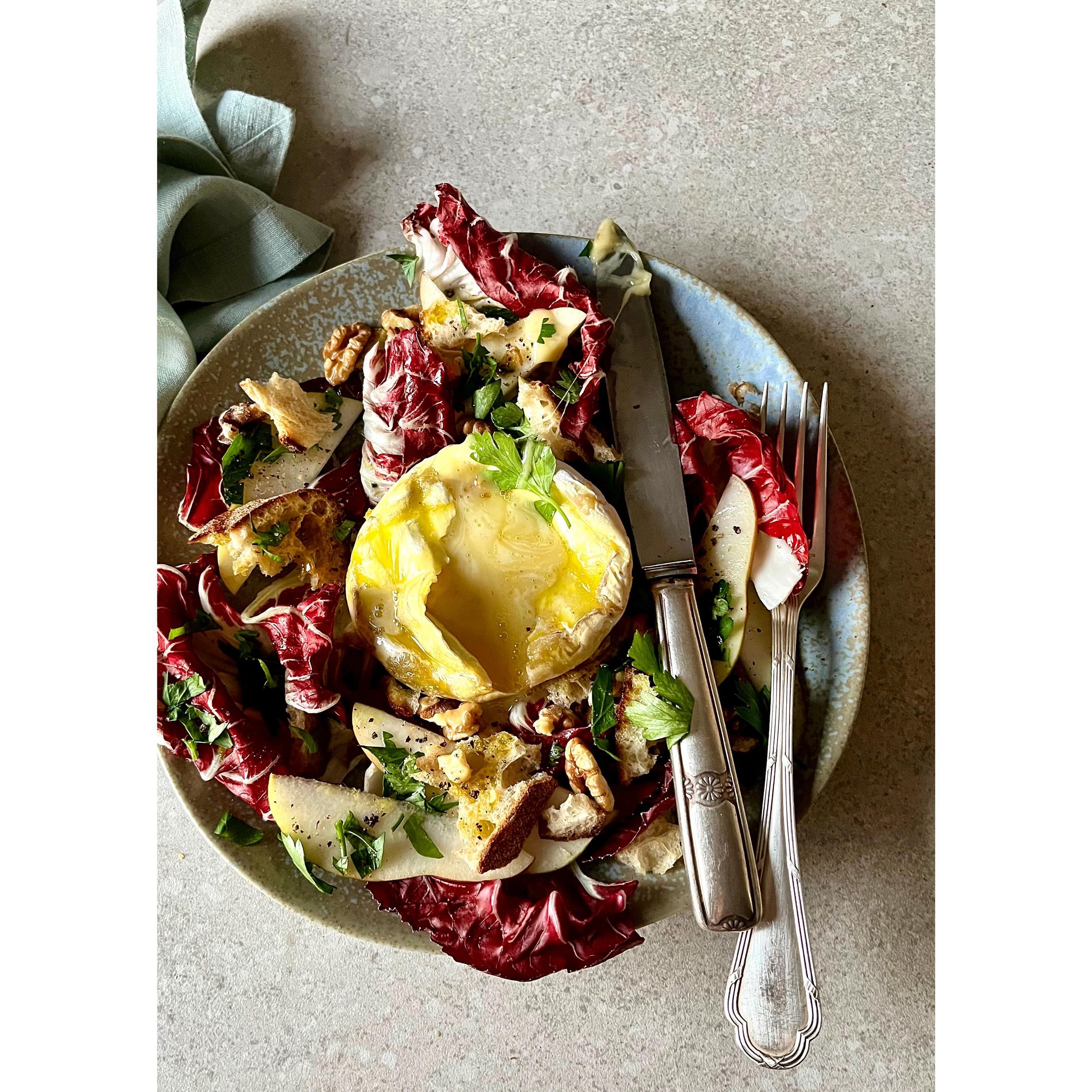 Finishing off the week with cheese.
Baked Brie with radicchio, walnuts and pear. 
Didn&rsquo;t share. 💛
.
.
.
.
.
#cheese #frenchcheese #brie #salad #eattheworld #theartofslowliving #slowfood #beautifulcuisines #yummy #foodphotographyandstyling #tra