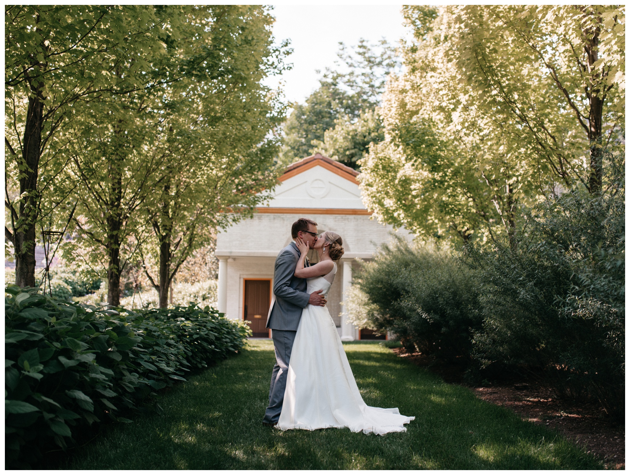Wisconsin Milwaukee Wedding Photographer Schlitx Audubon_0423.jpg