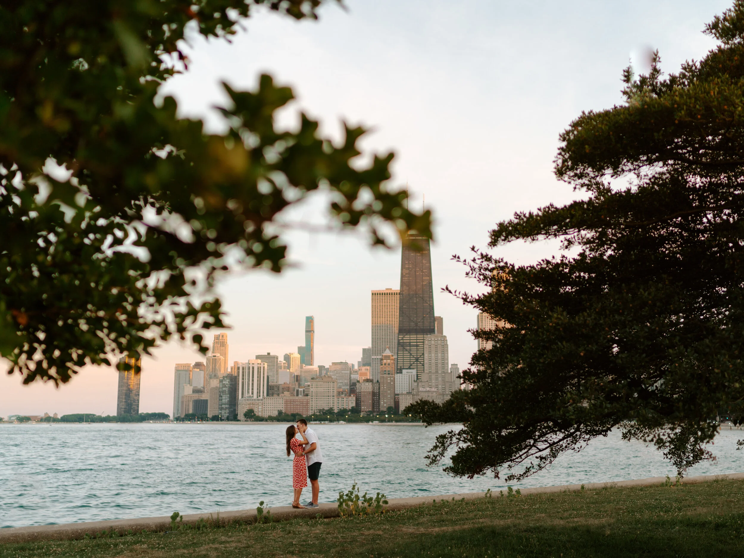 Kirby &amp; Kyle - Chicago Lincoln Park &amp; Lakeside Session