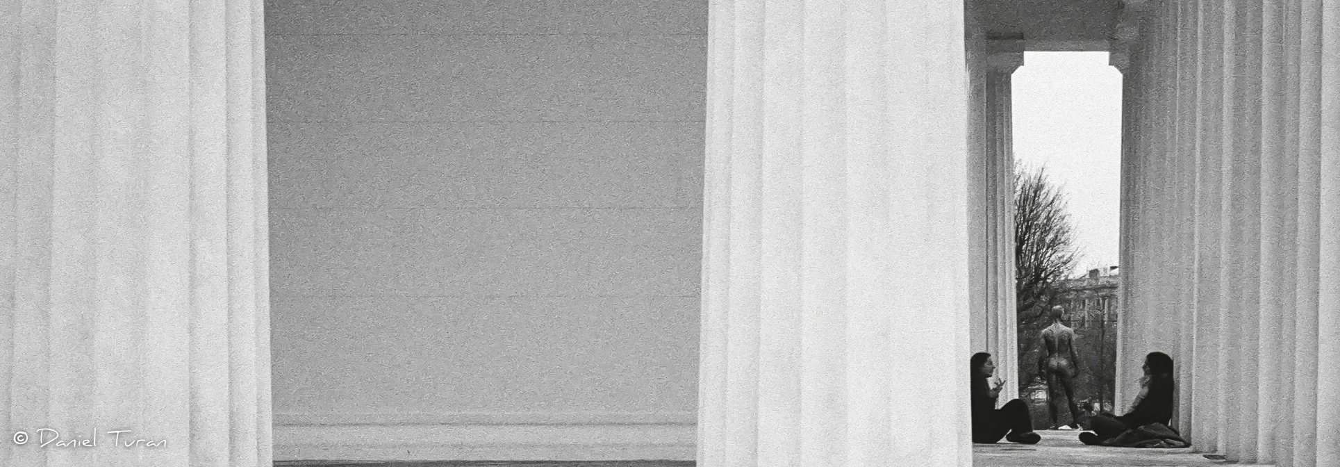 Vienna Rathausplatz-1-21.jpeg