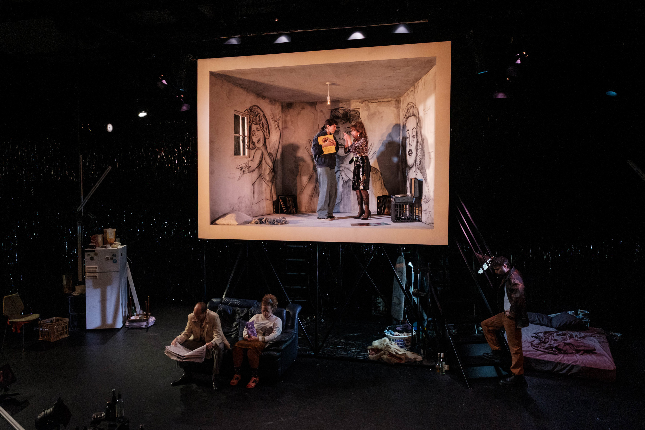 3715 DT19LV 3460 © Robert Catto.jpg