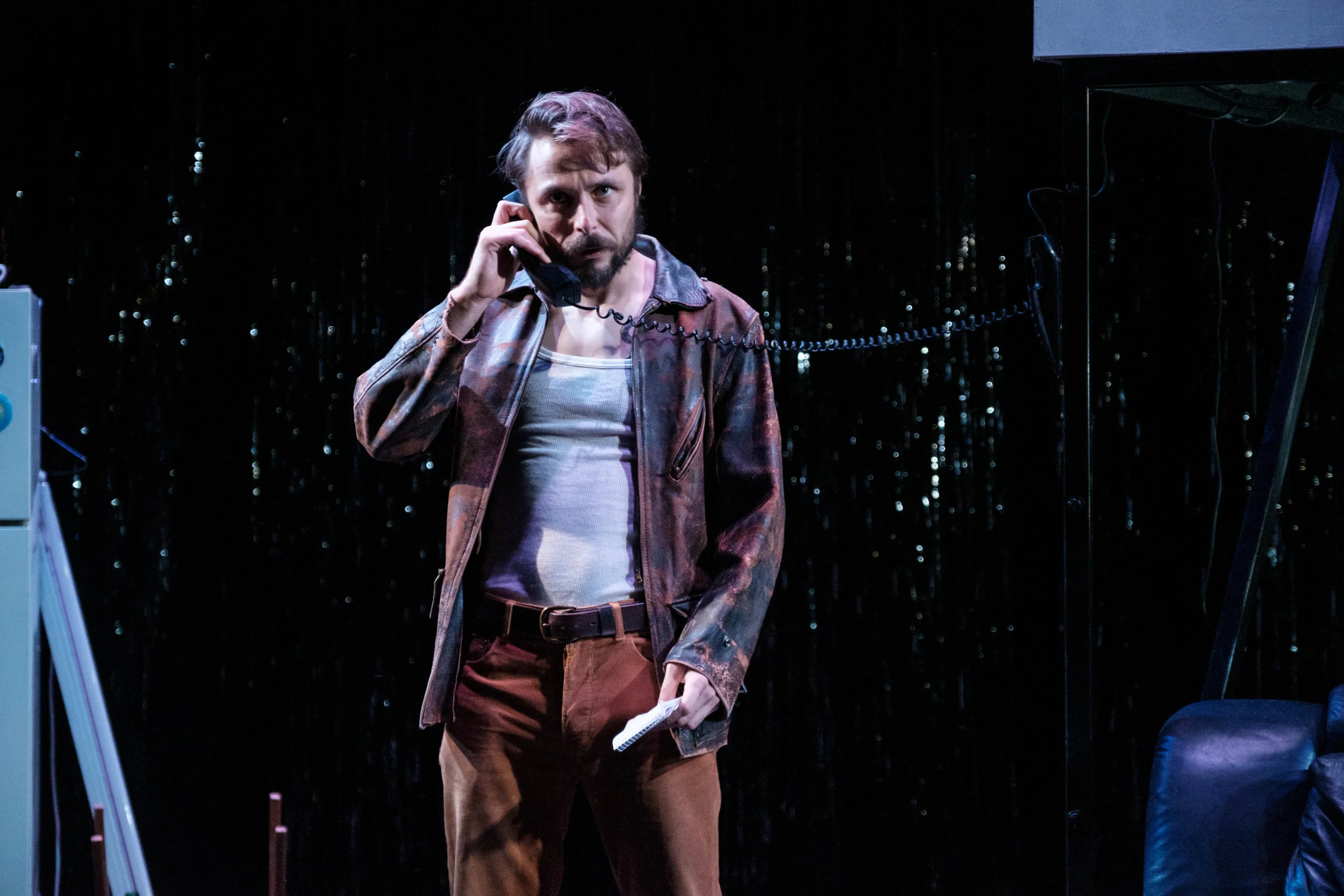 4401 DT19LV 4089 © Robert Catto.jpg