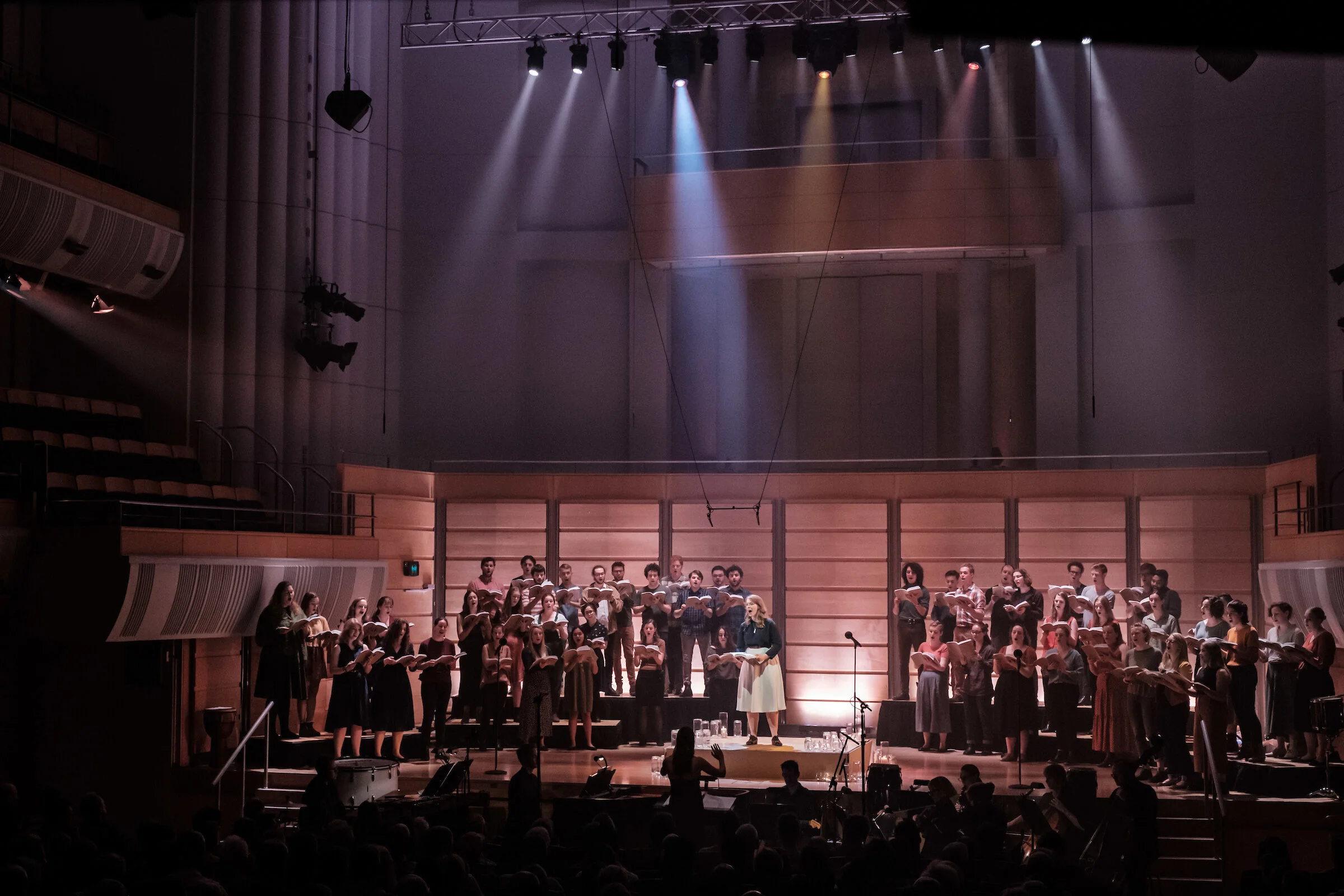 1323 SP20CM 5514 © Robert Catto.jpg